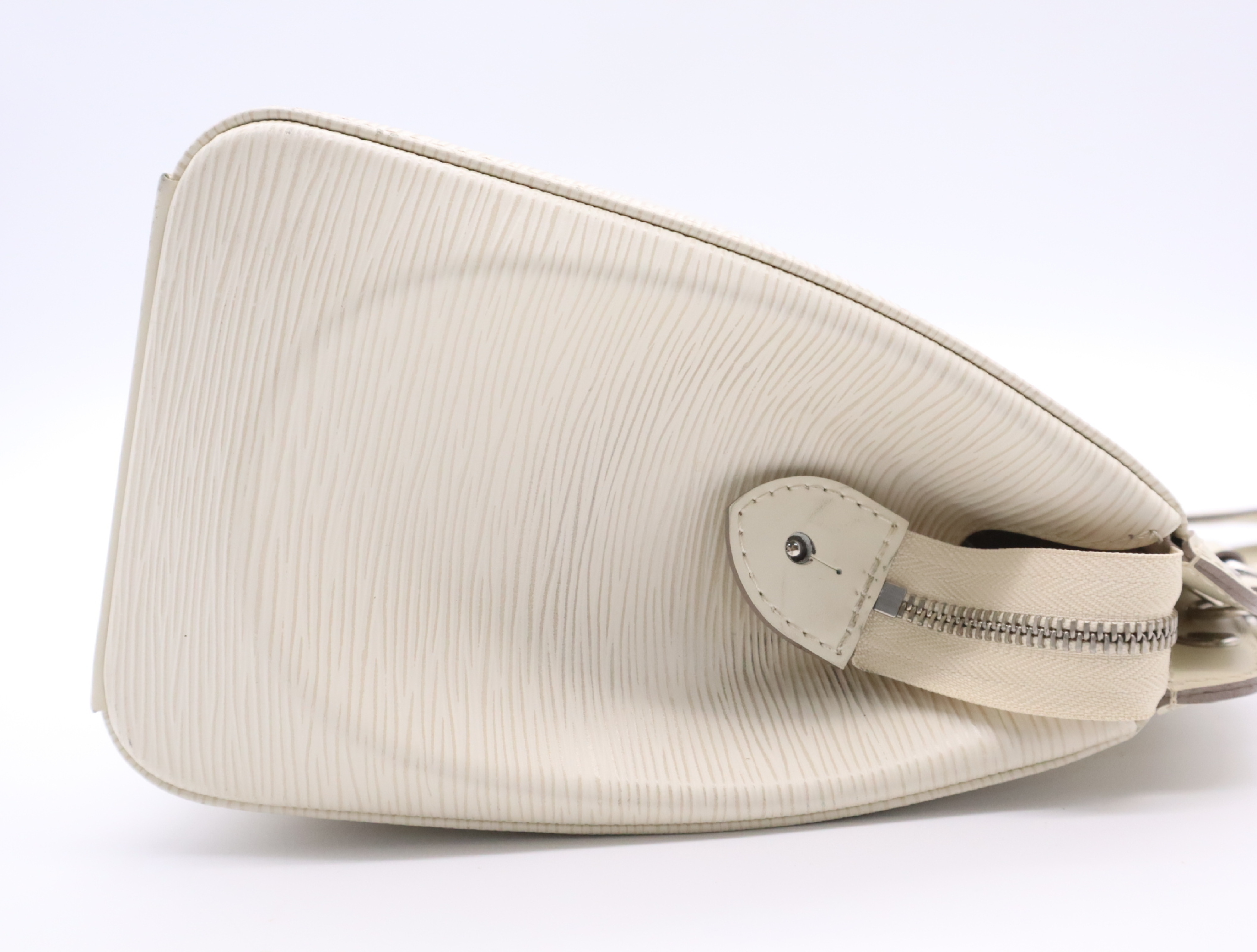 M40330 Epi Blair MM Handbag — view 5