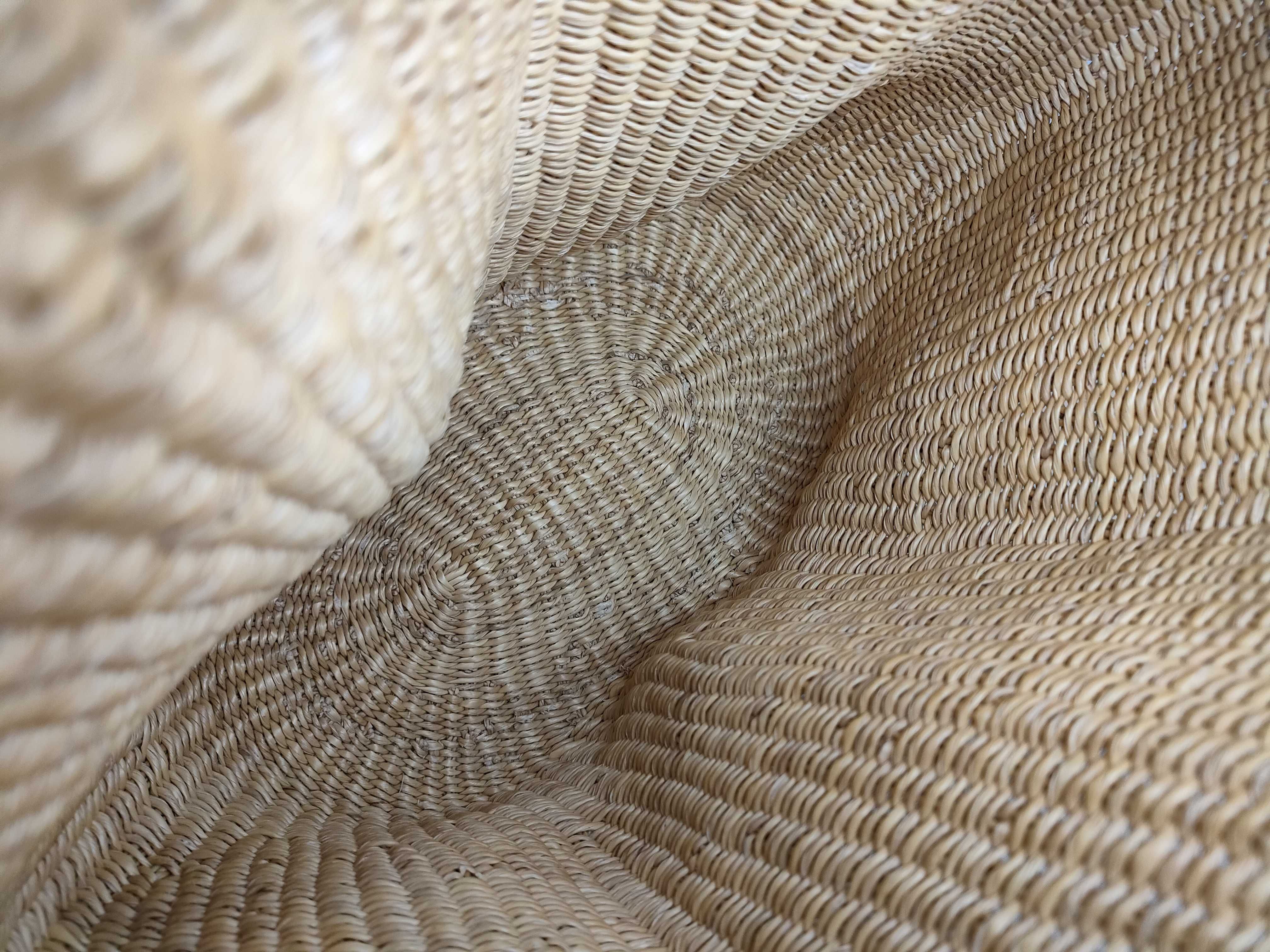Anagram Shell Basket Medium Elephant Grass x Leather Basket Bag Beige Tote Bag — view 9