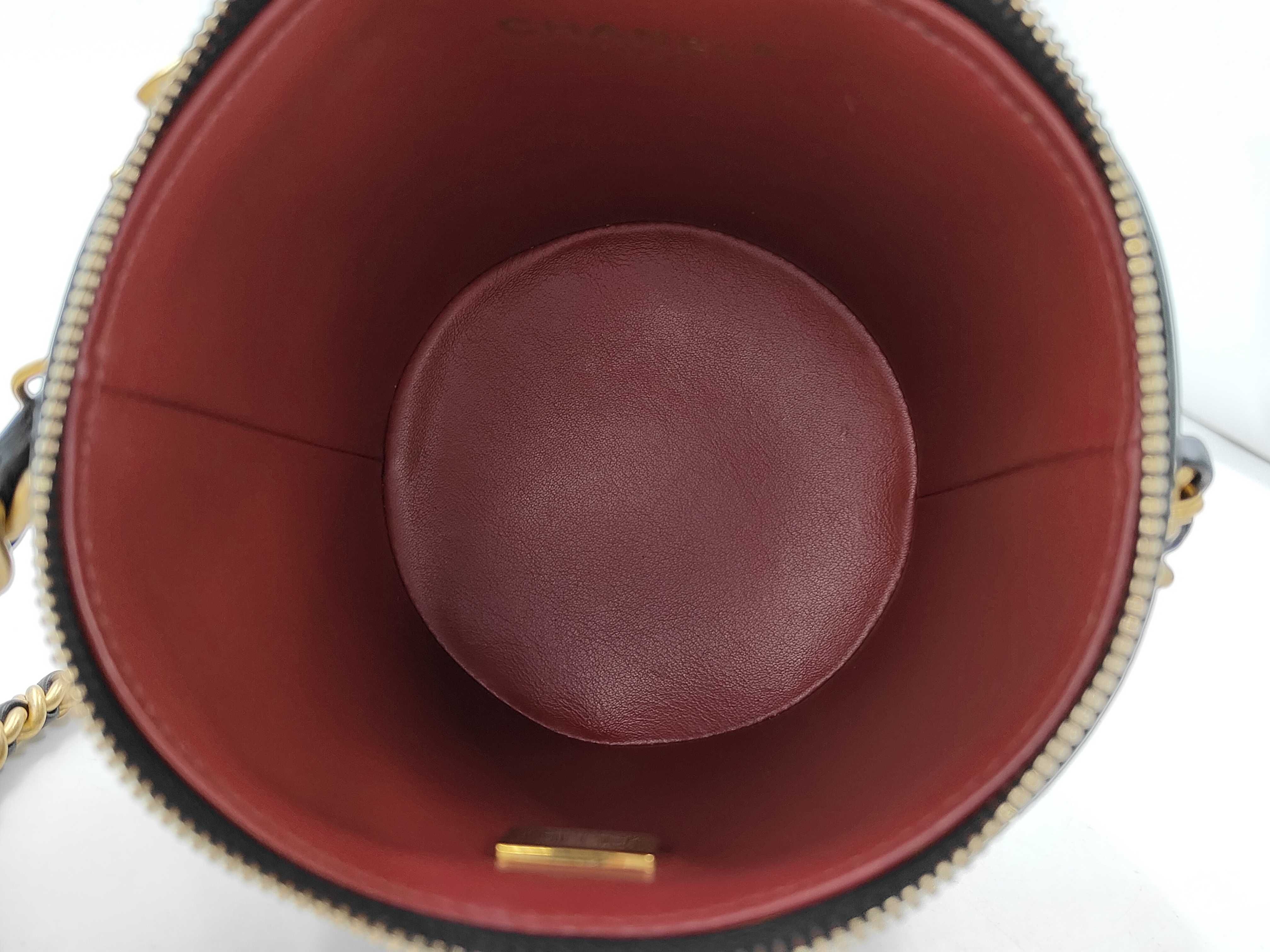 Box Black Quilted Makeup Bag — view 9