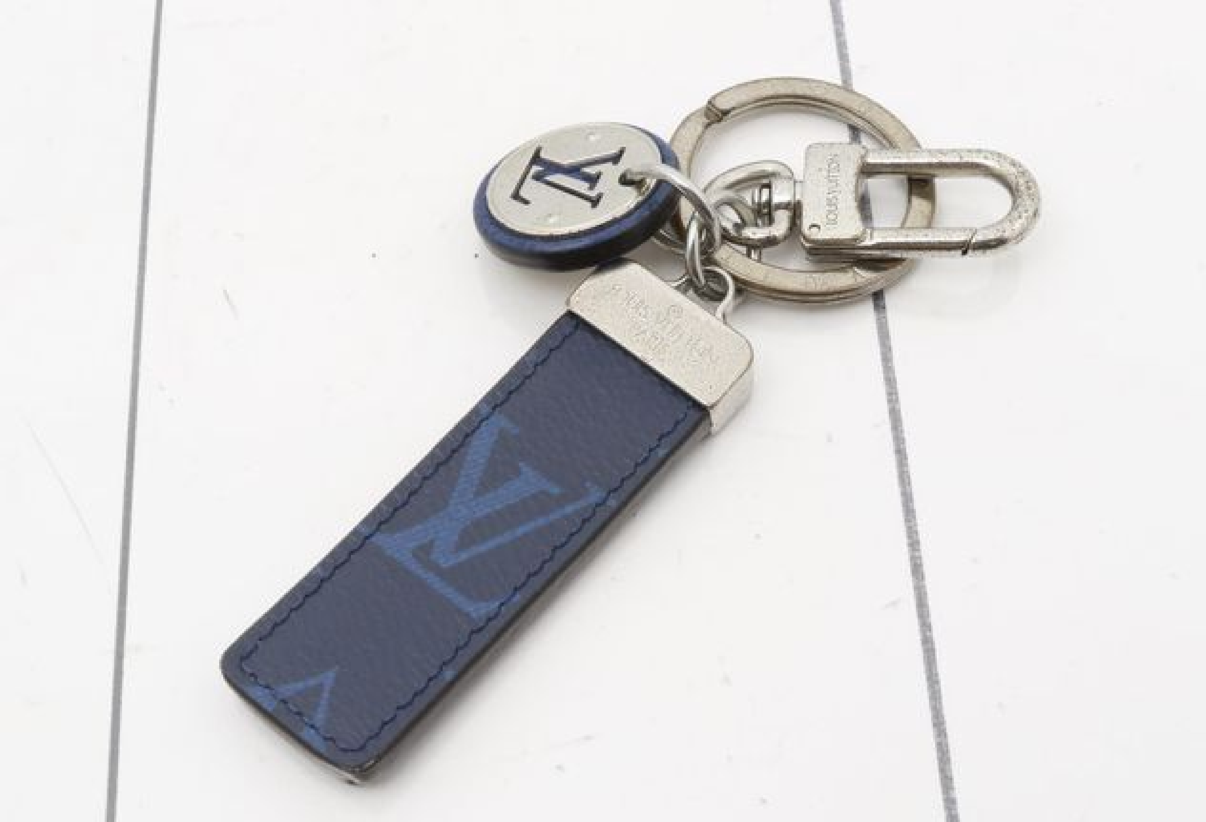 Keychain Neo LV Club Key Case Keychain