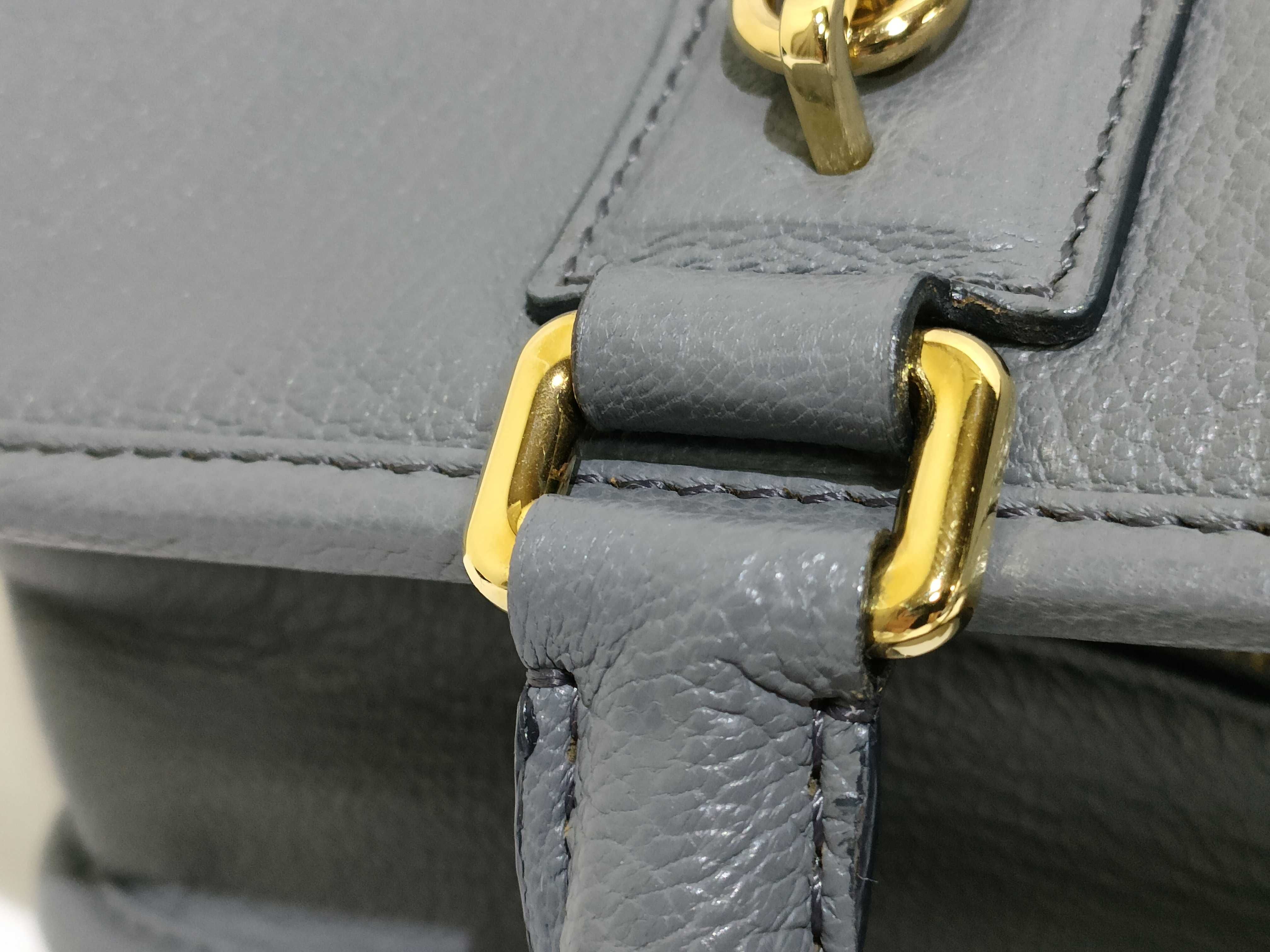 Amazona 28 Leather Handbag, Gray — view 5