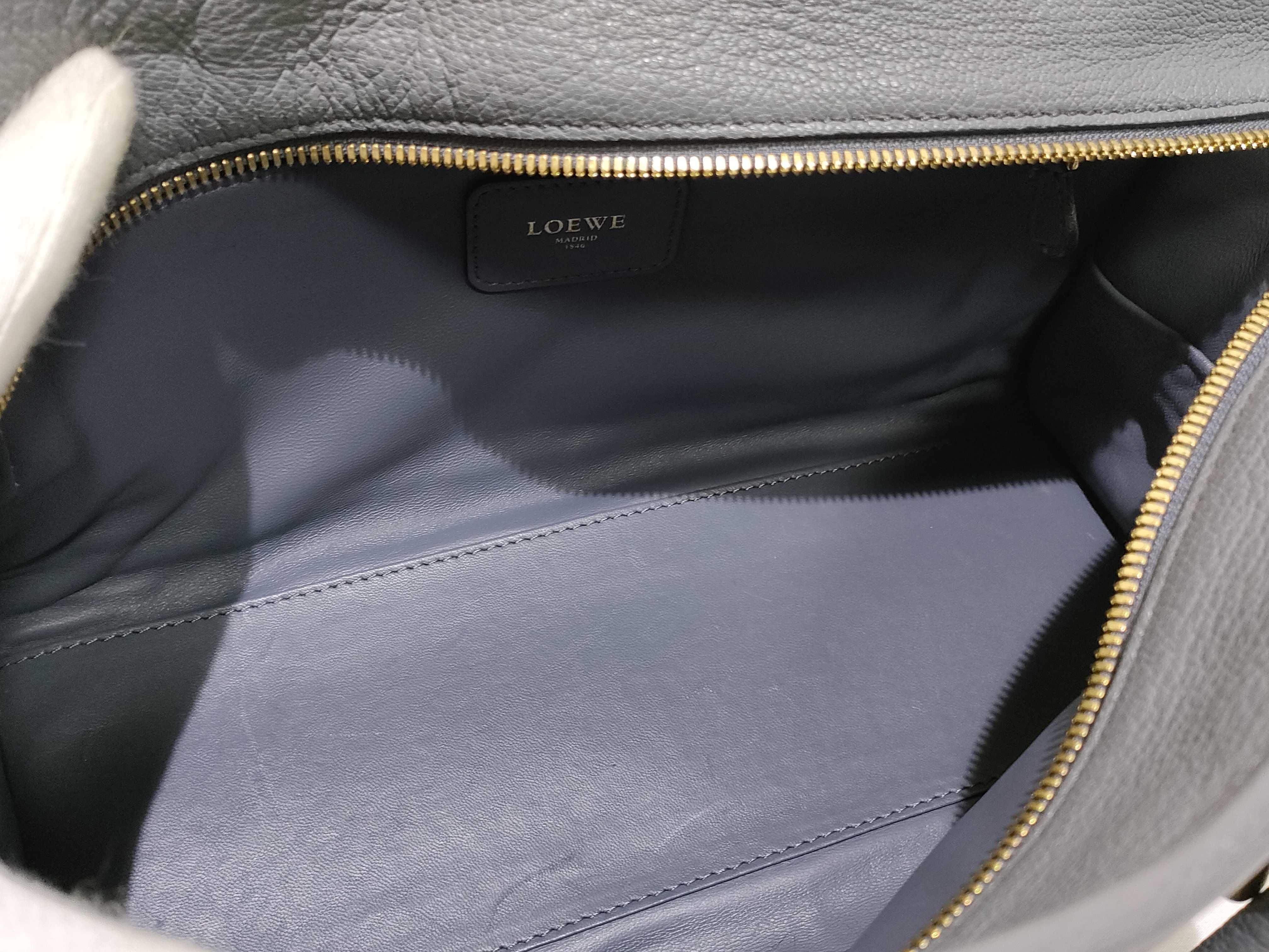 Amazona 28 Leather Handbag, Gray — view 9