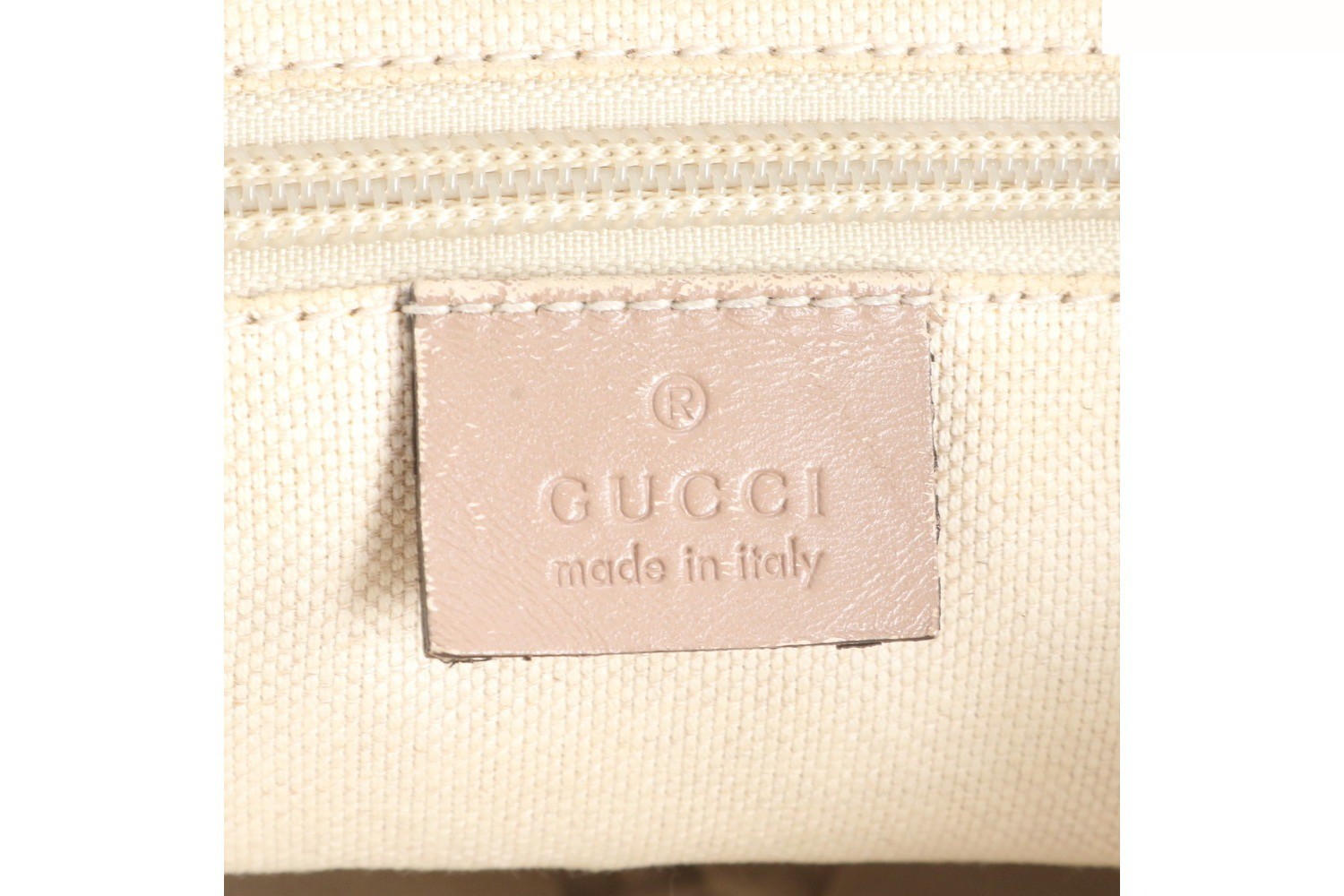 GG Supreme 353440 Leather 2-Way Shoulder Bag — view 9