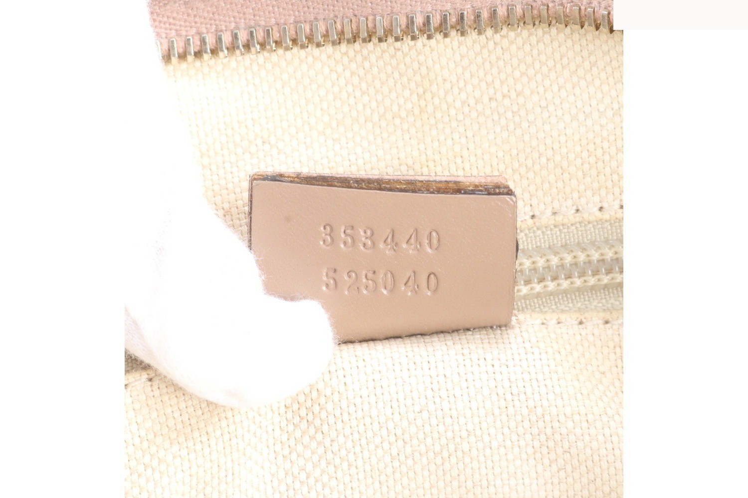 GG Supreme 353440 Leather 2-Way Shoulder Bag — view 10
