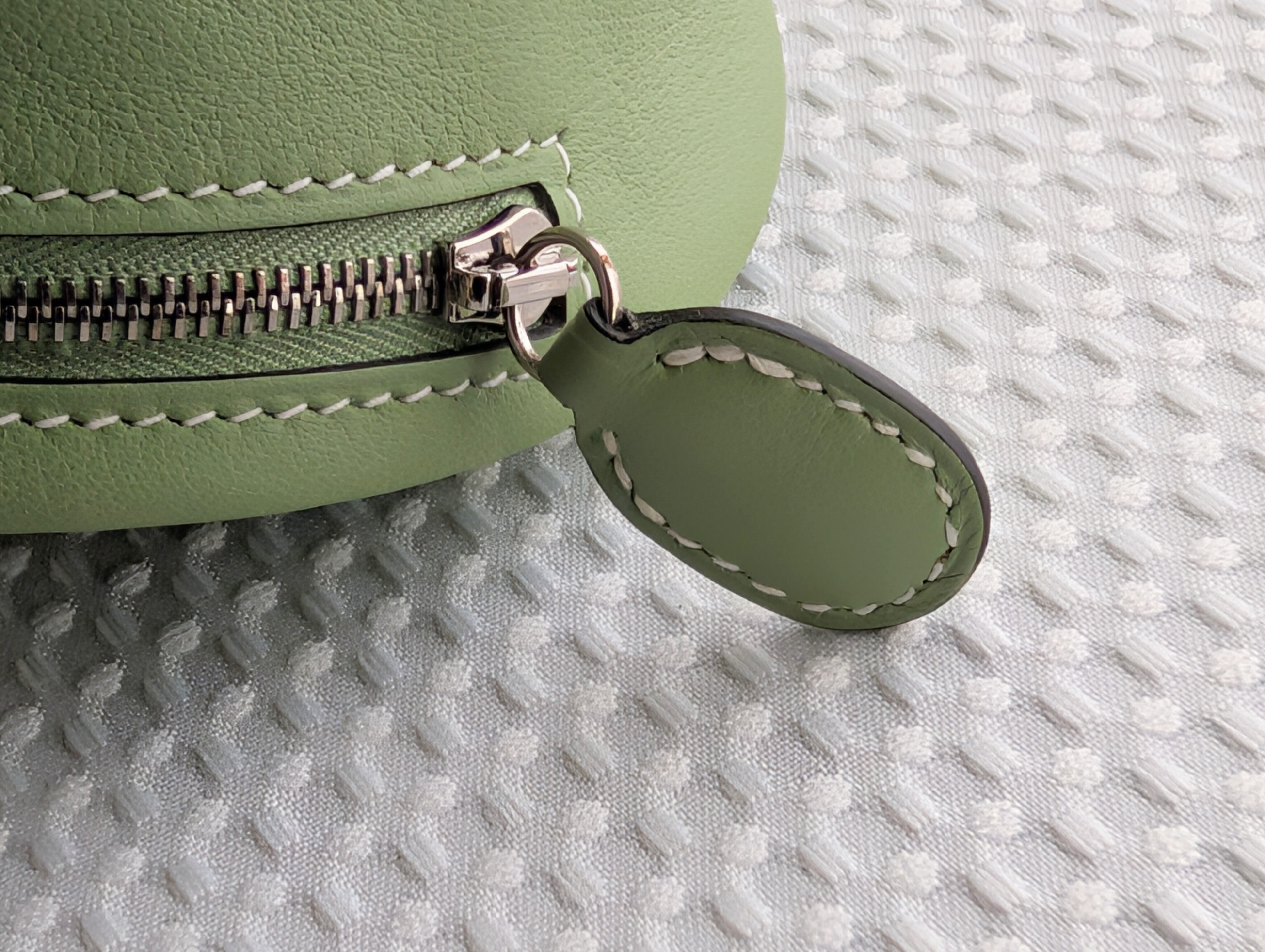 In the Loop Body Bag, Vert Cricket, Bamboo, Silver Hardware, Y Stamp, Shoulder Bag — view 7