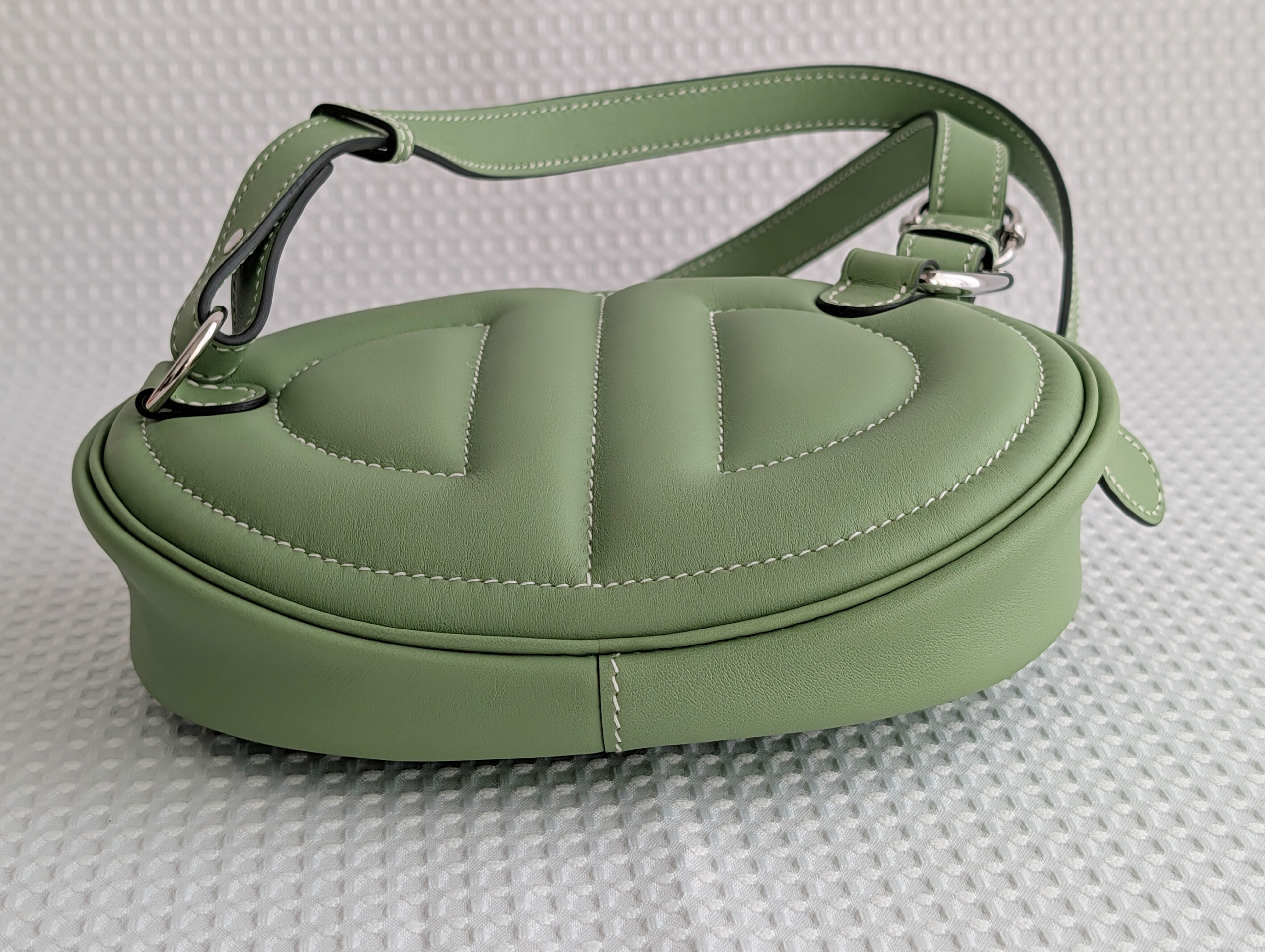 In the Loop Body Bag, Vert Cricket, Bamboo, Silver Hardware, Y Stamp, Shoulder Bag — view 8