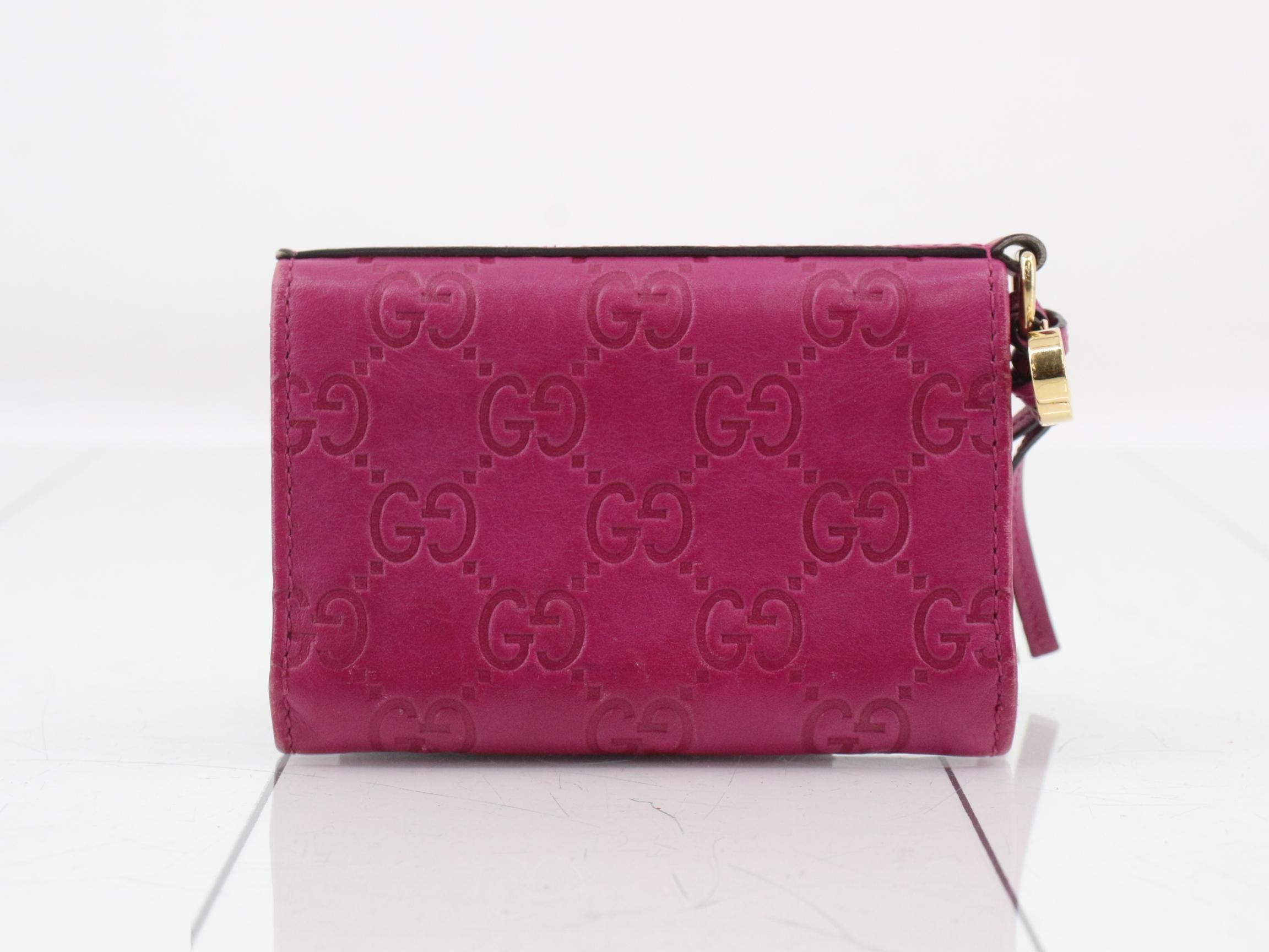 Card case — view 2