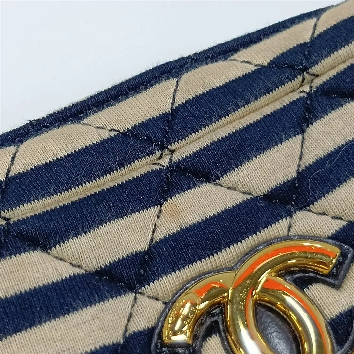 Matelassé Cotton x Leather Chain Shoulder Bag, Beige x Navy, Gold Hardware, Item Number 18987244 (Serial Number 18) — view 13