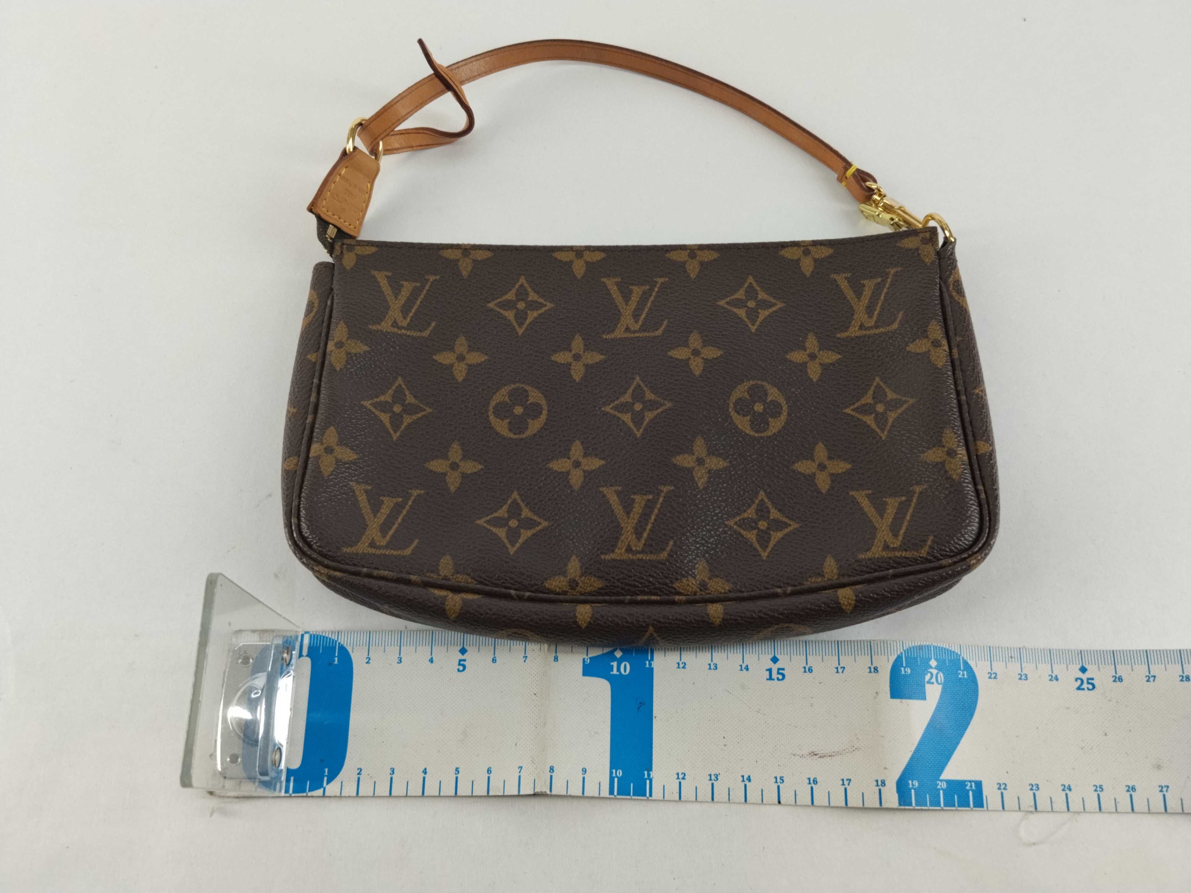 Monogram Pochette Accessoires M51980 AR1011 Pouch — view 2