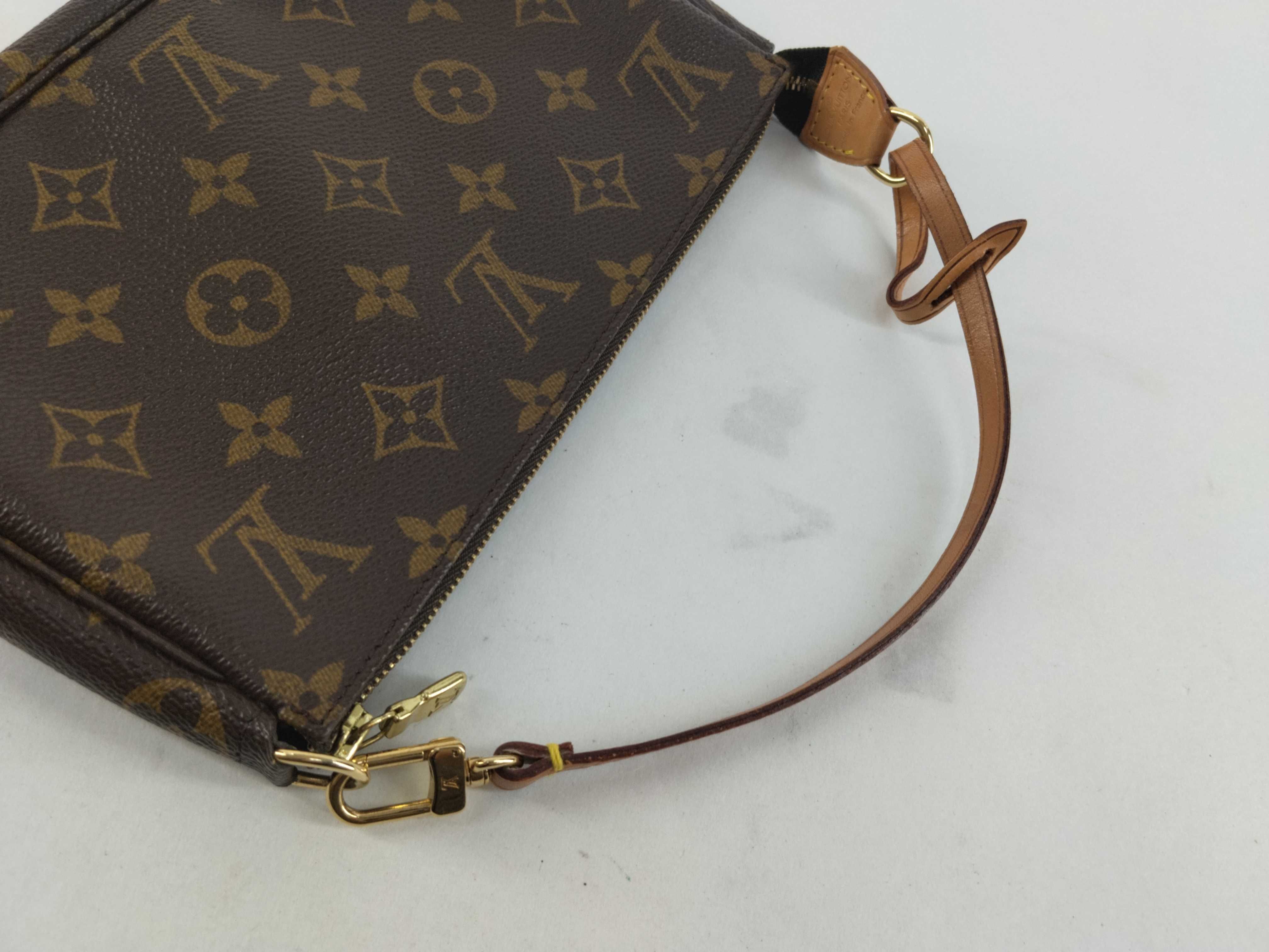 Monogram Pochette Accessoires M51980 AR1011 Pouch — view 3