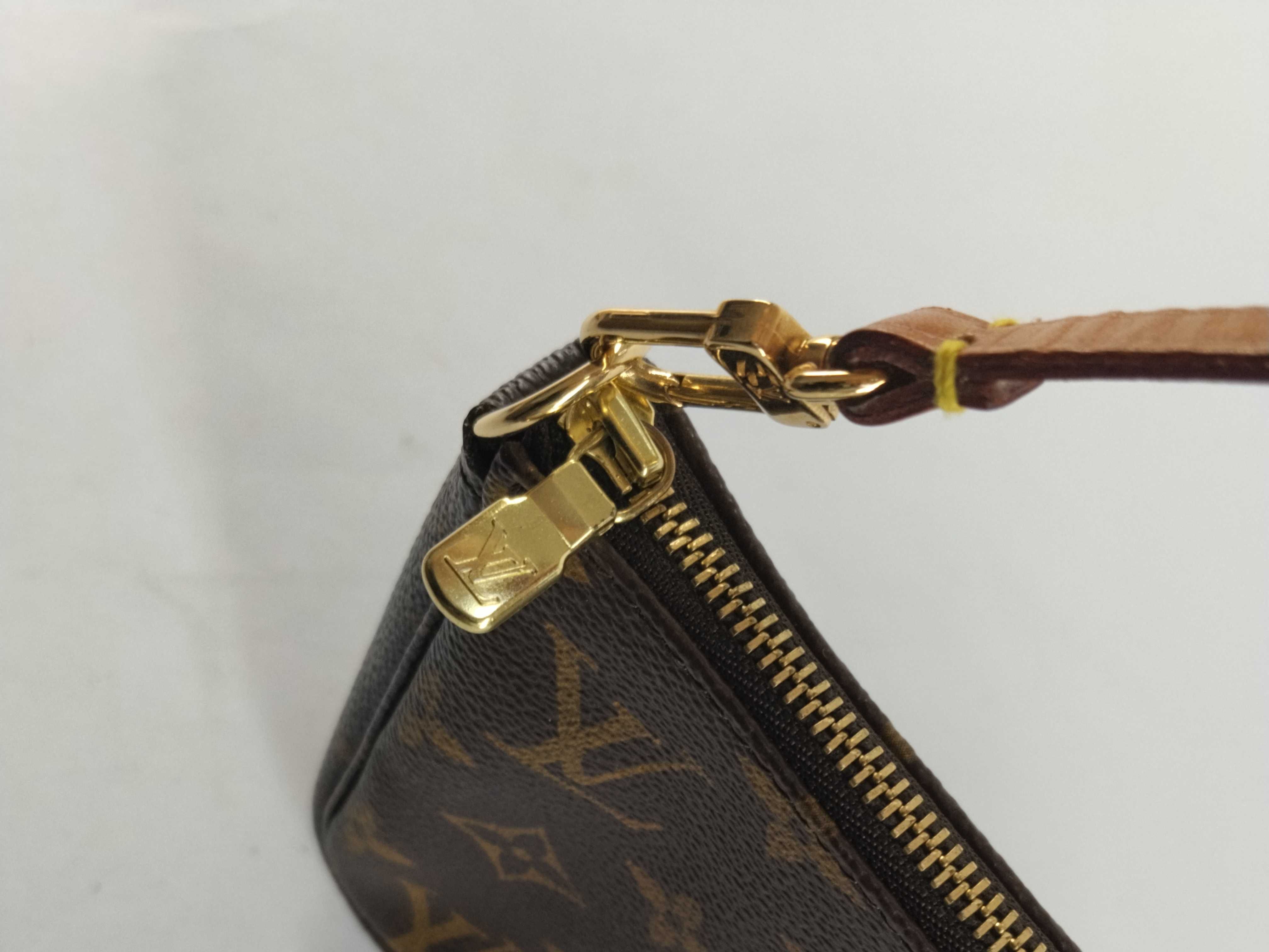 Monogram Pochette Accessoires M51980 AR1011 Pouch — view 9
