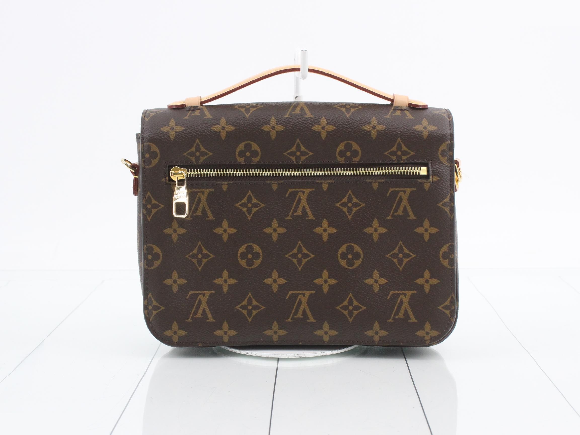 Pochette Metis MM Stored item — view 2
