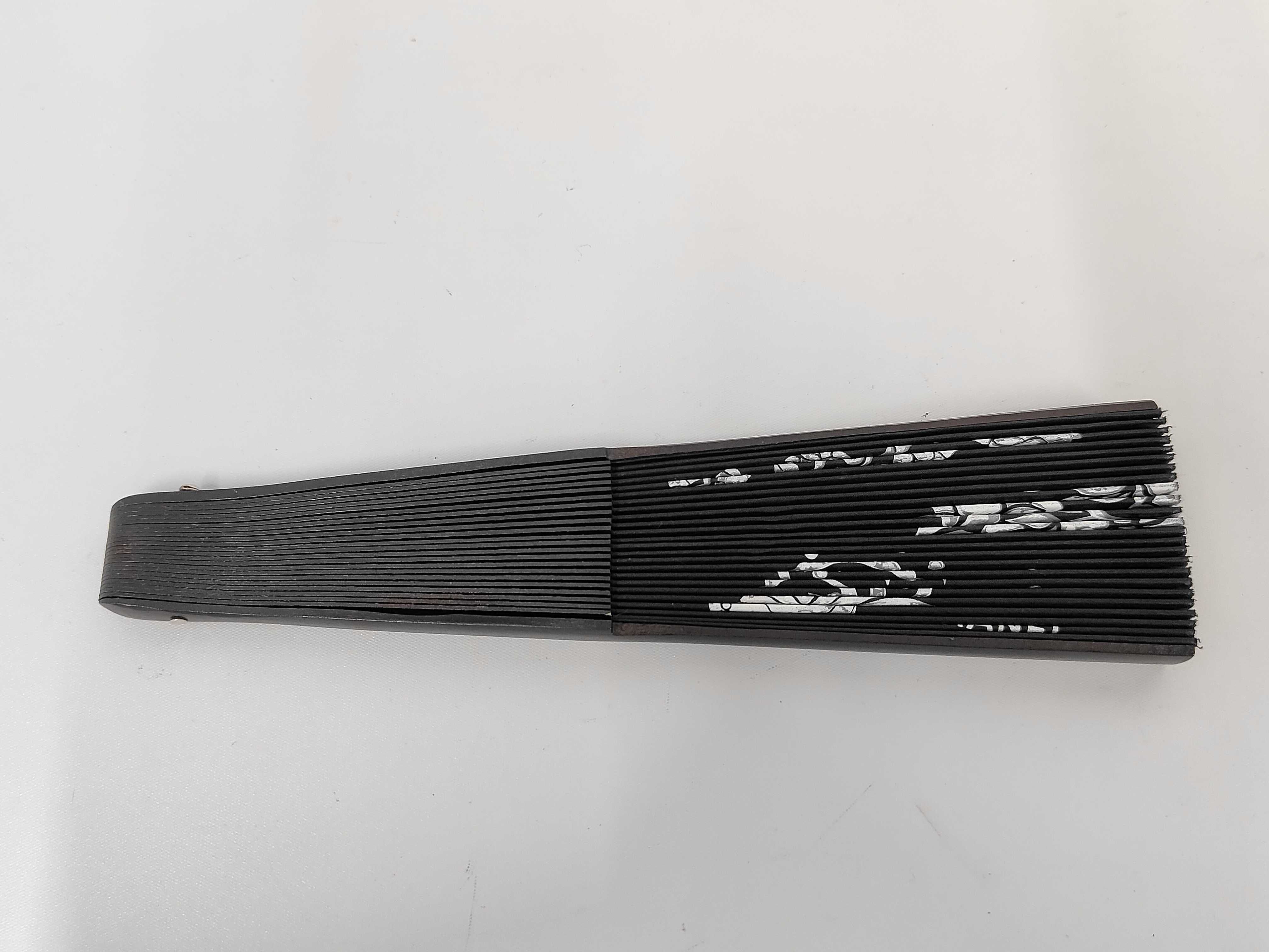 fan and other accessories — view 7