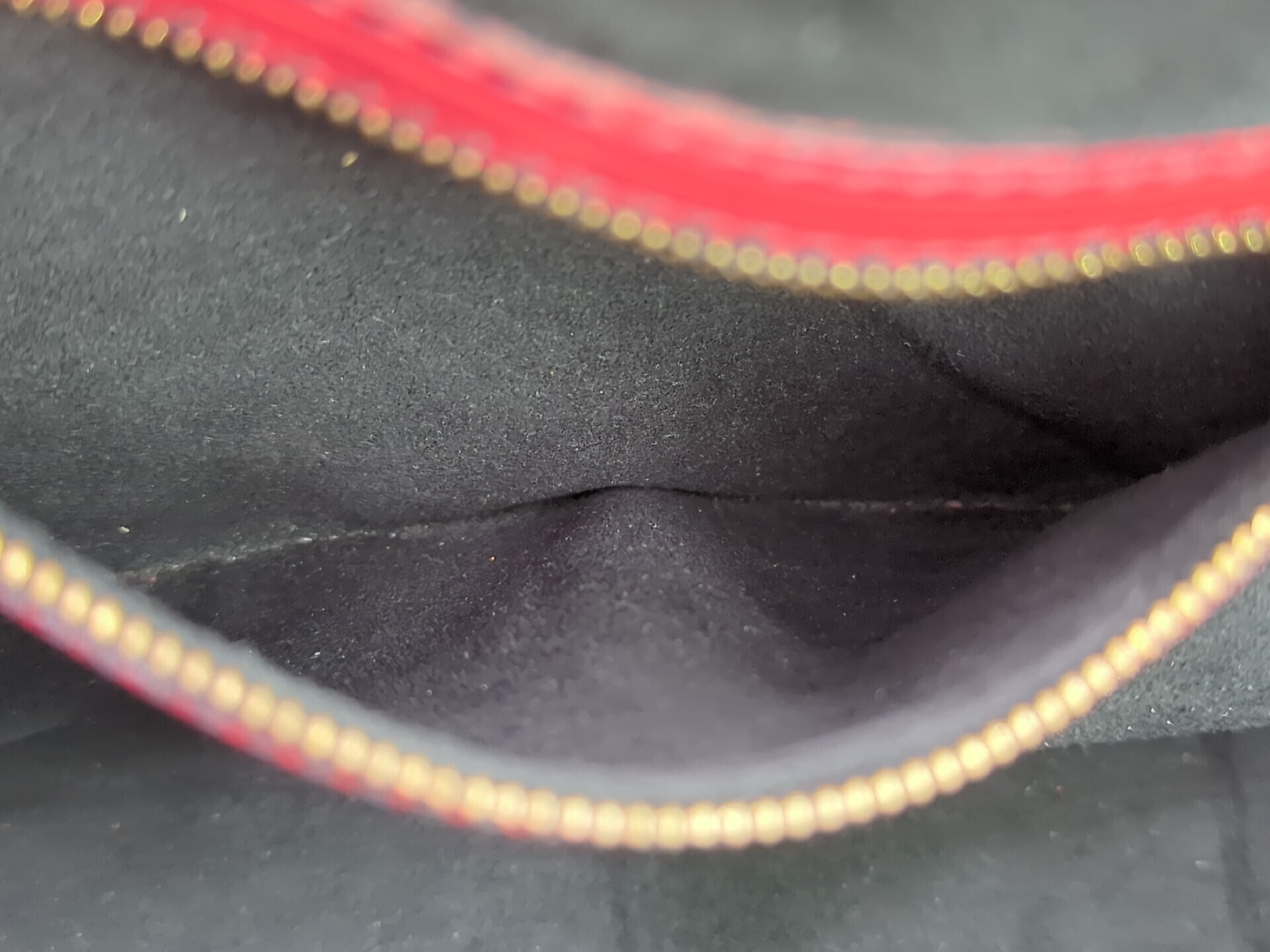 Epi Noe Red Handbag — view 10