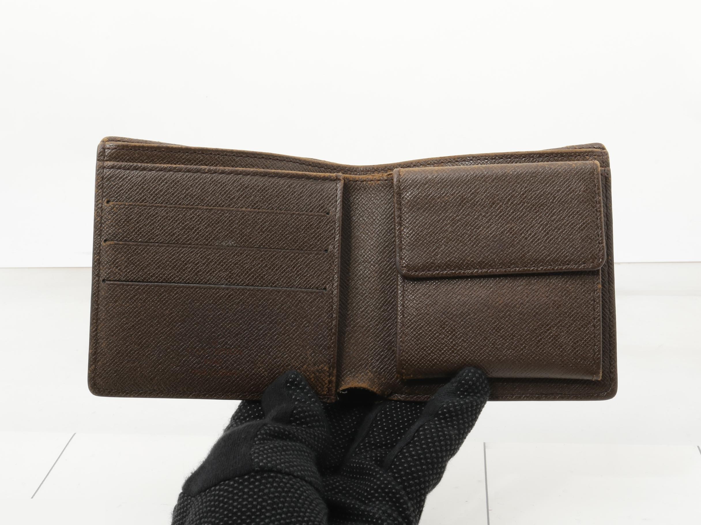 wallet — view 4
