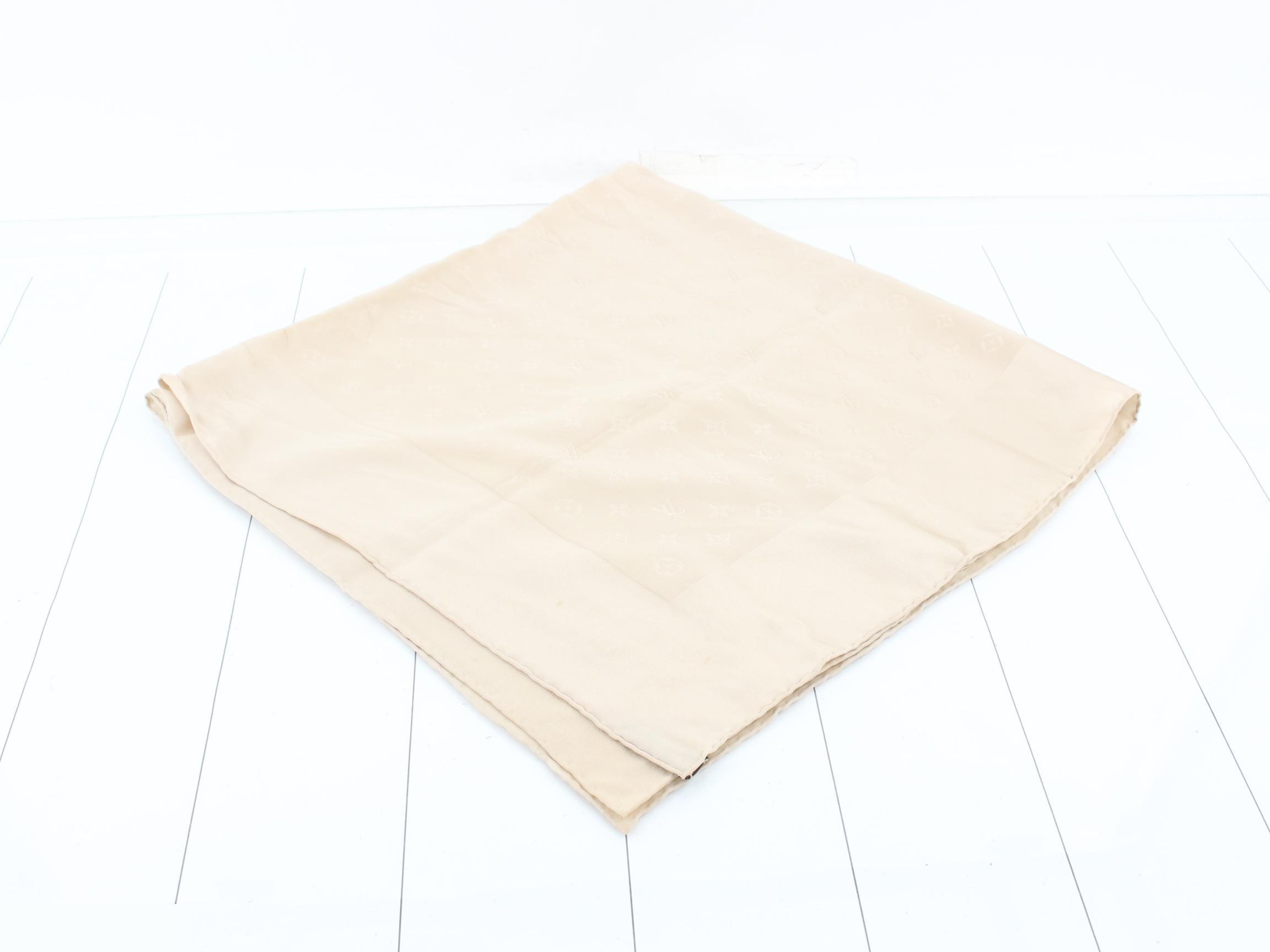 Large scarf, 87 x 87 cm — view 2