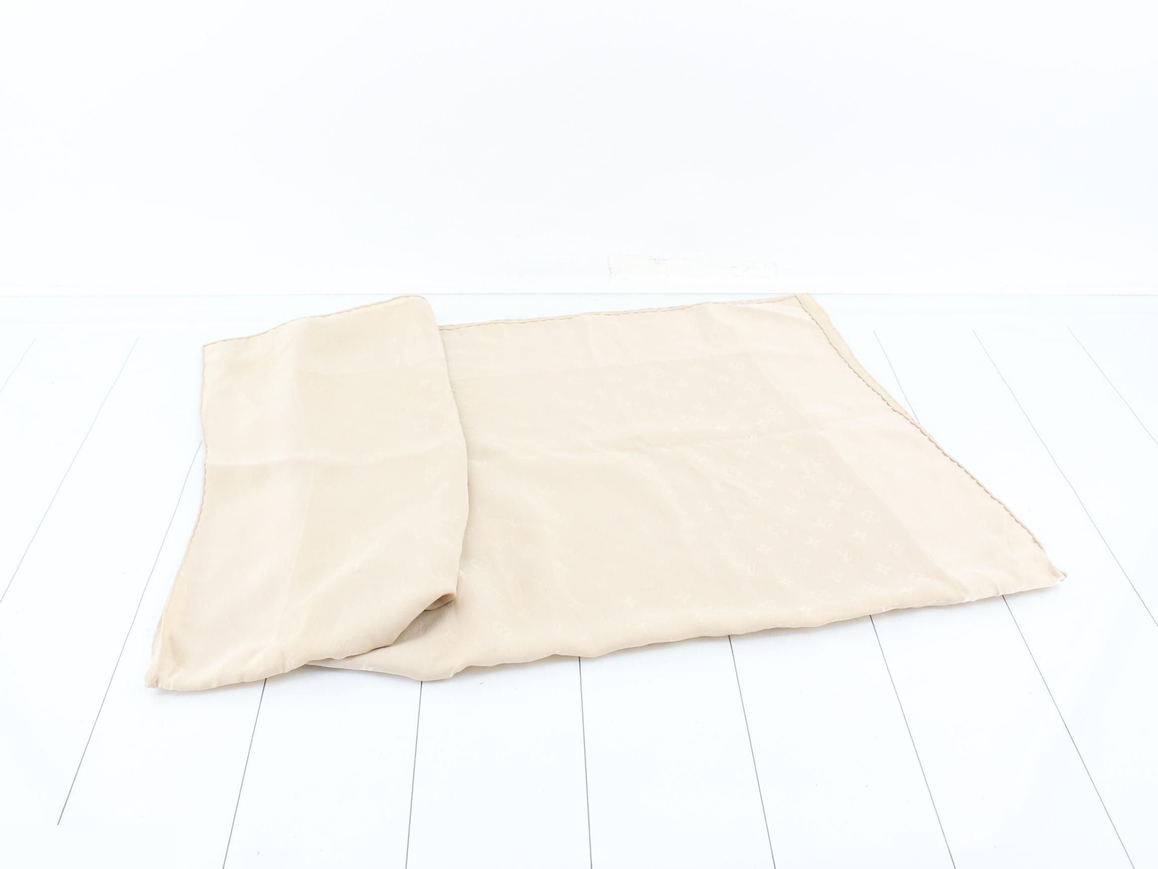 Large scarf, 87 x 87 cm — view 3