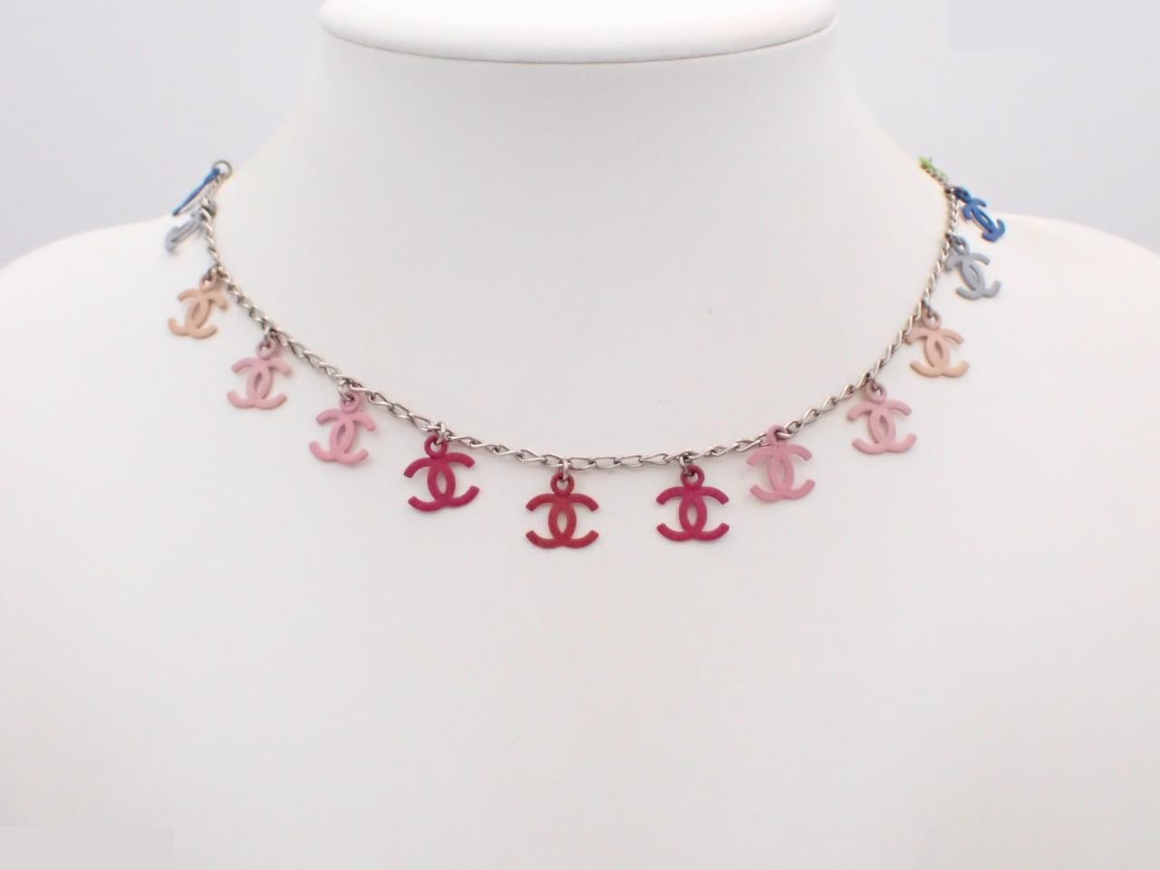 Necklace with Coco Mark, chain approximately 41cm long — view 3