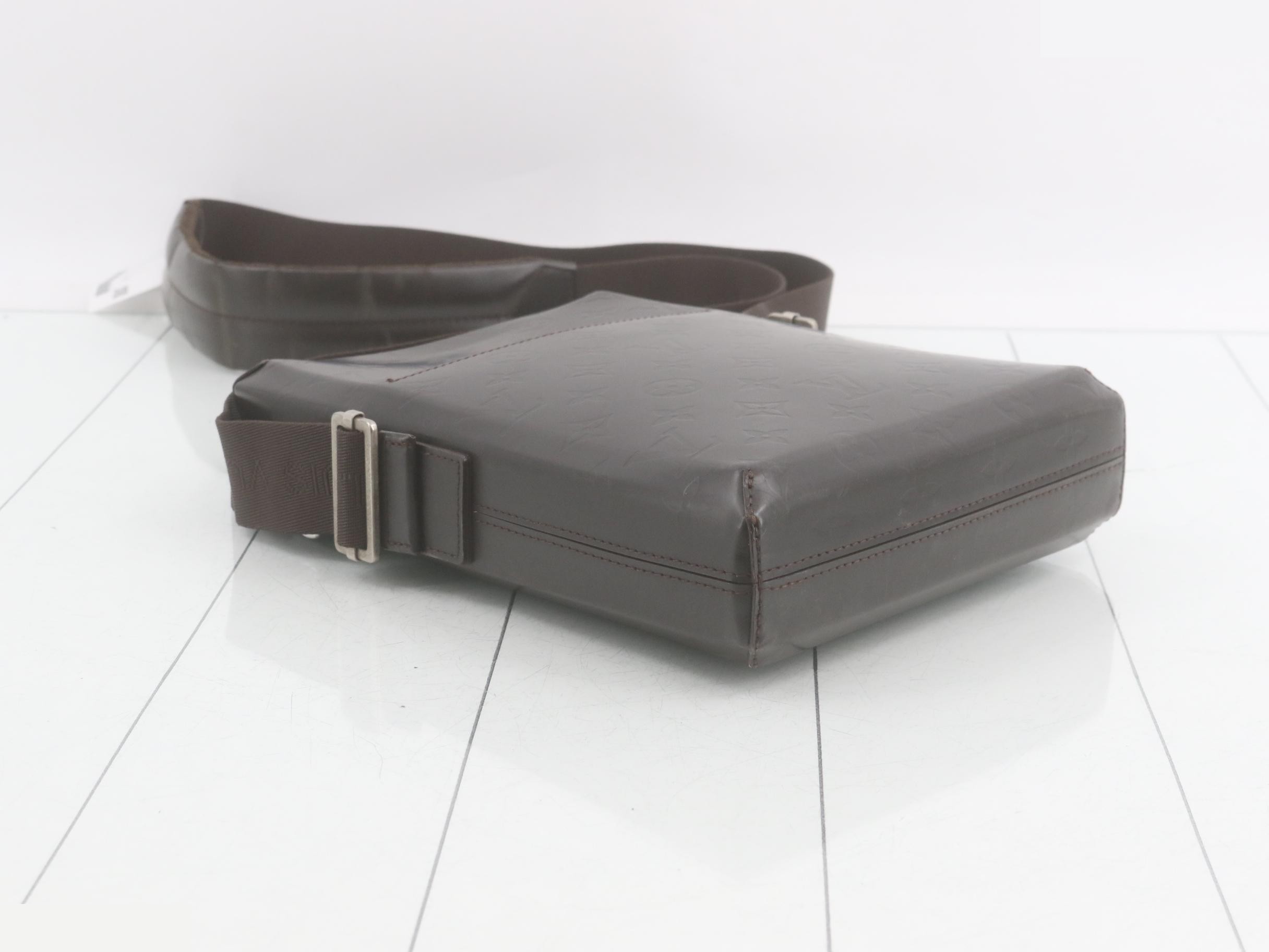 Monogram Glacé Bobby Shoulder Bag — view 5