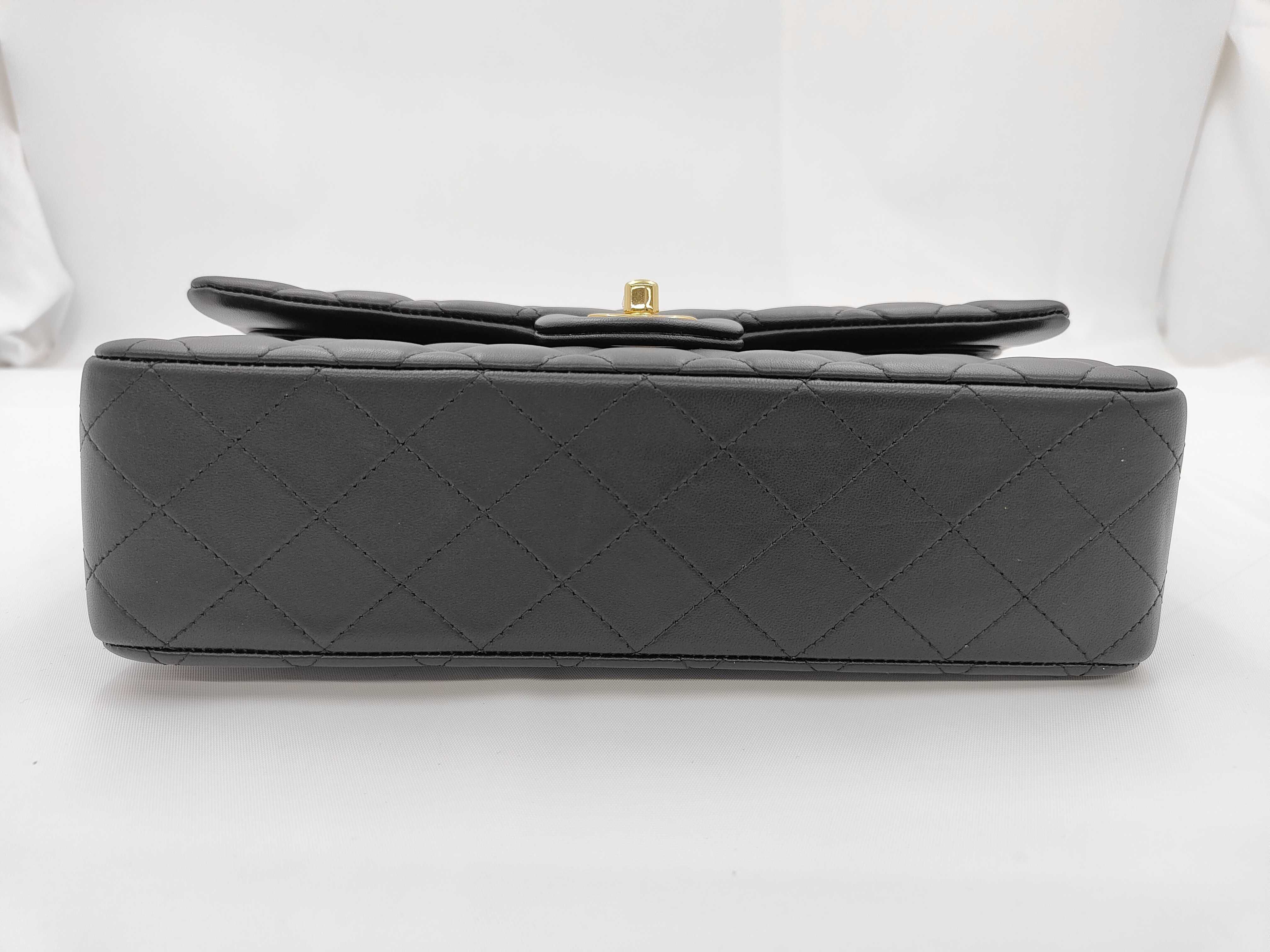 Matelassé 25 Double Flap Lambskin Black Chain Shoulder Bag — view 5