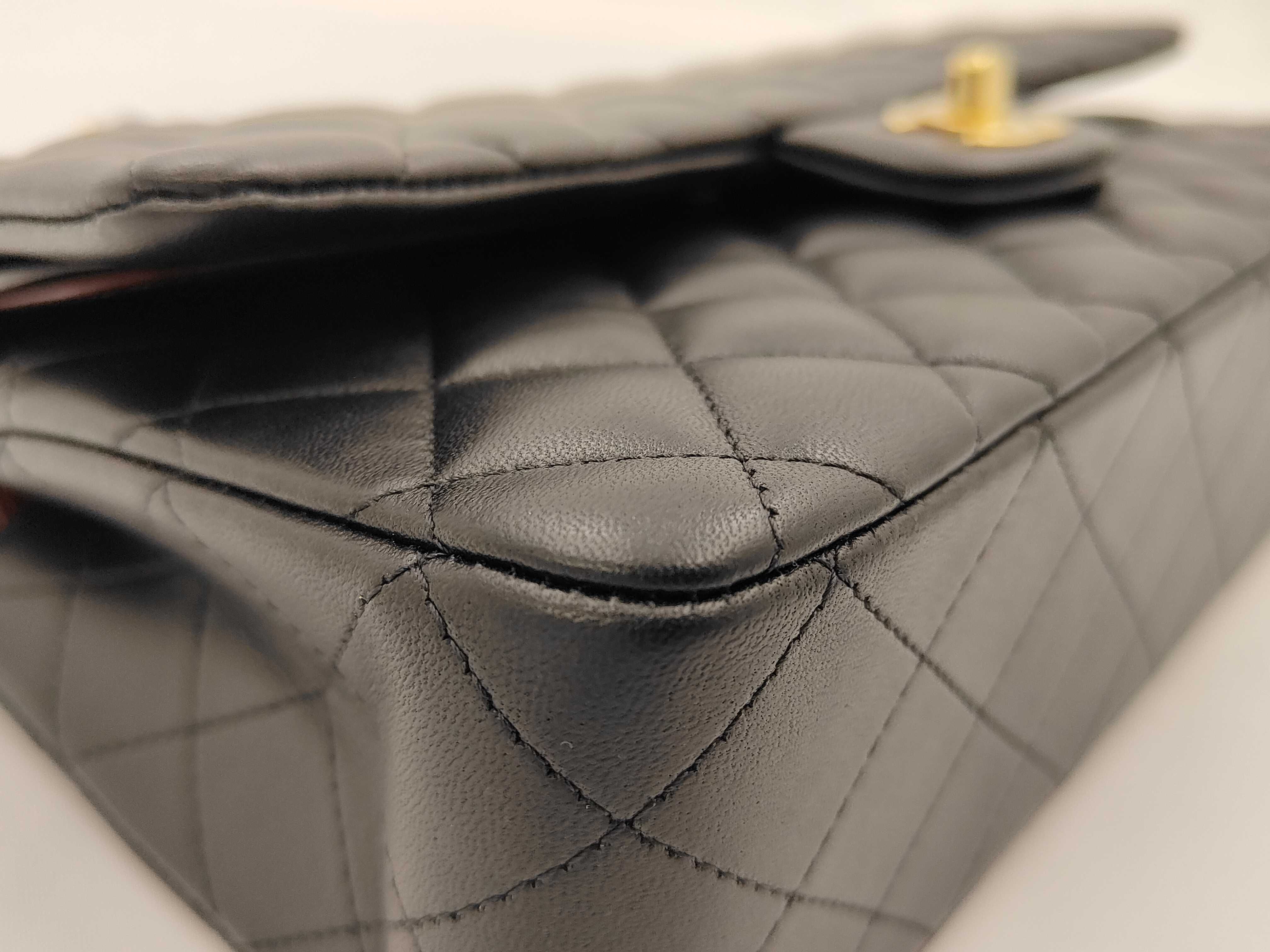 Matelassé 25 Double Flap Lambskin Black Chain Shoulder Bag — view 6