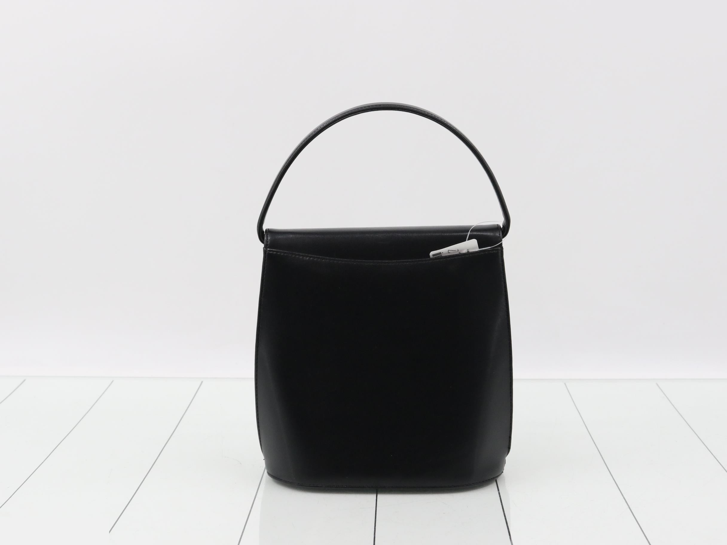 Diana Black W20 H21 D9 — view 2