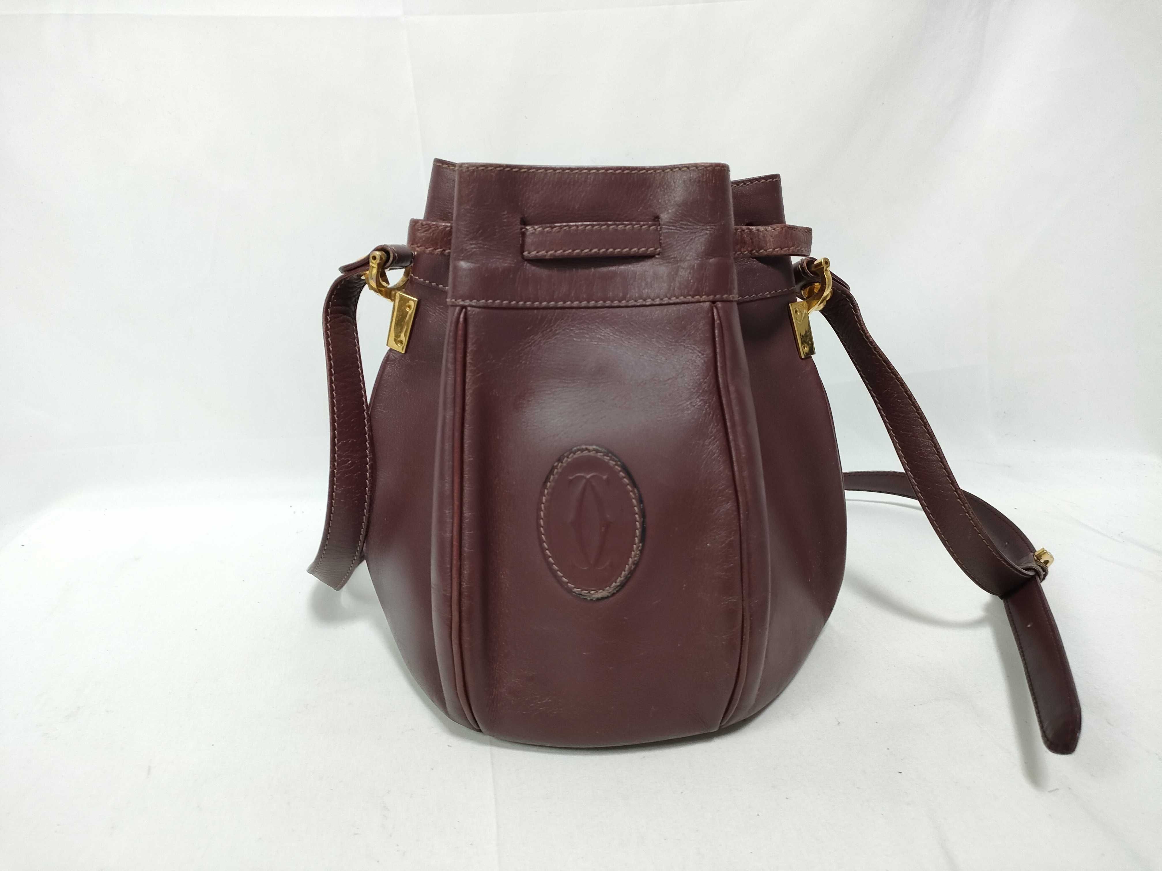 Must Drawstring Shoulder Bag