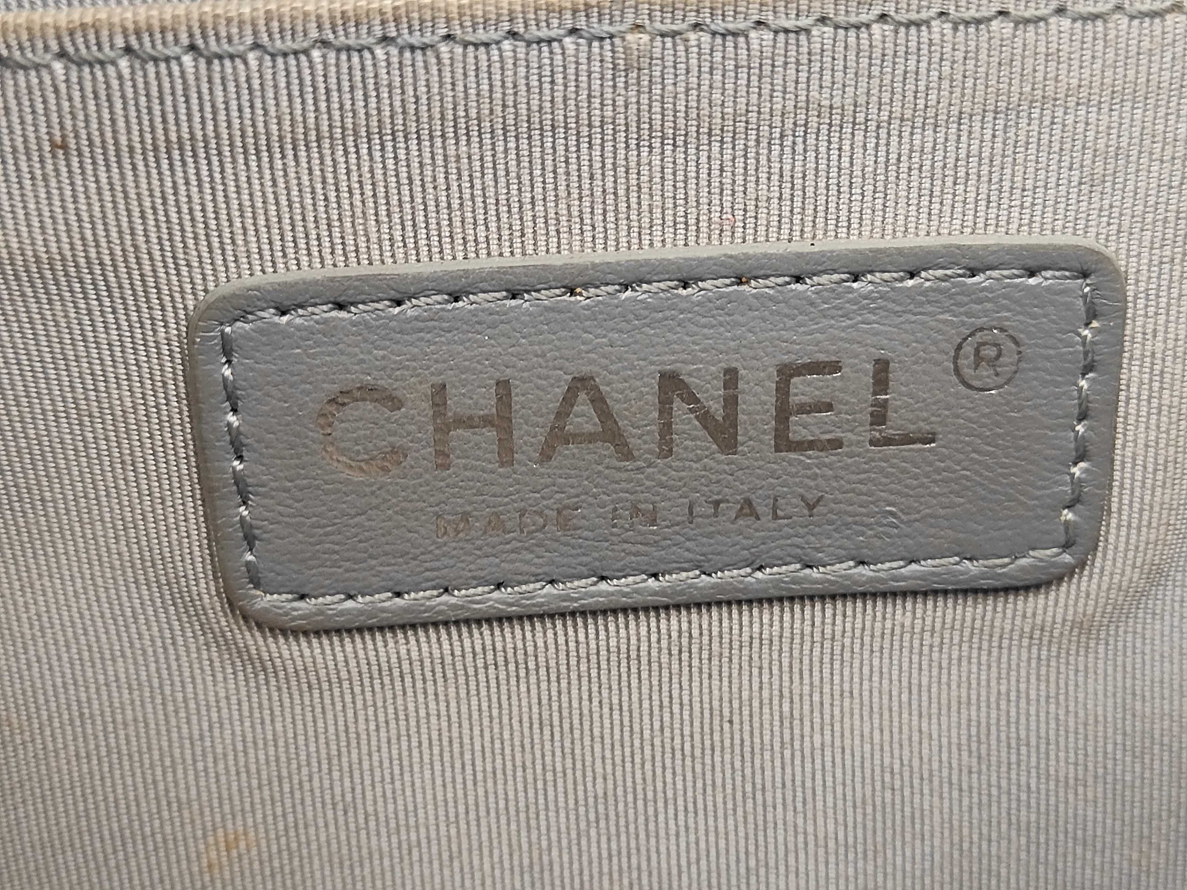 Boy Chanel 20 Caviar Black Chain Shoulder Bag — view 11