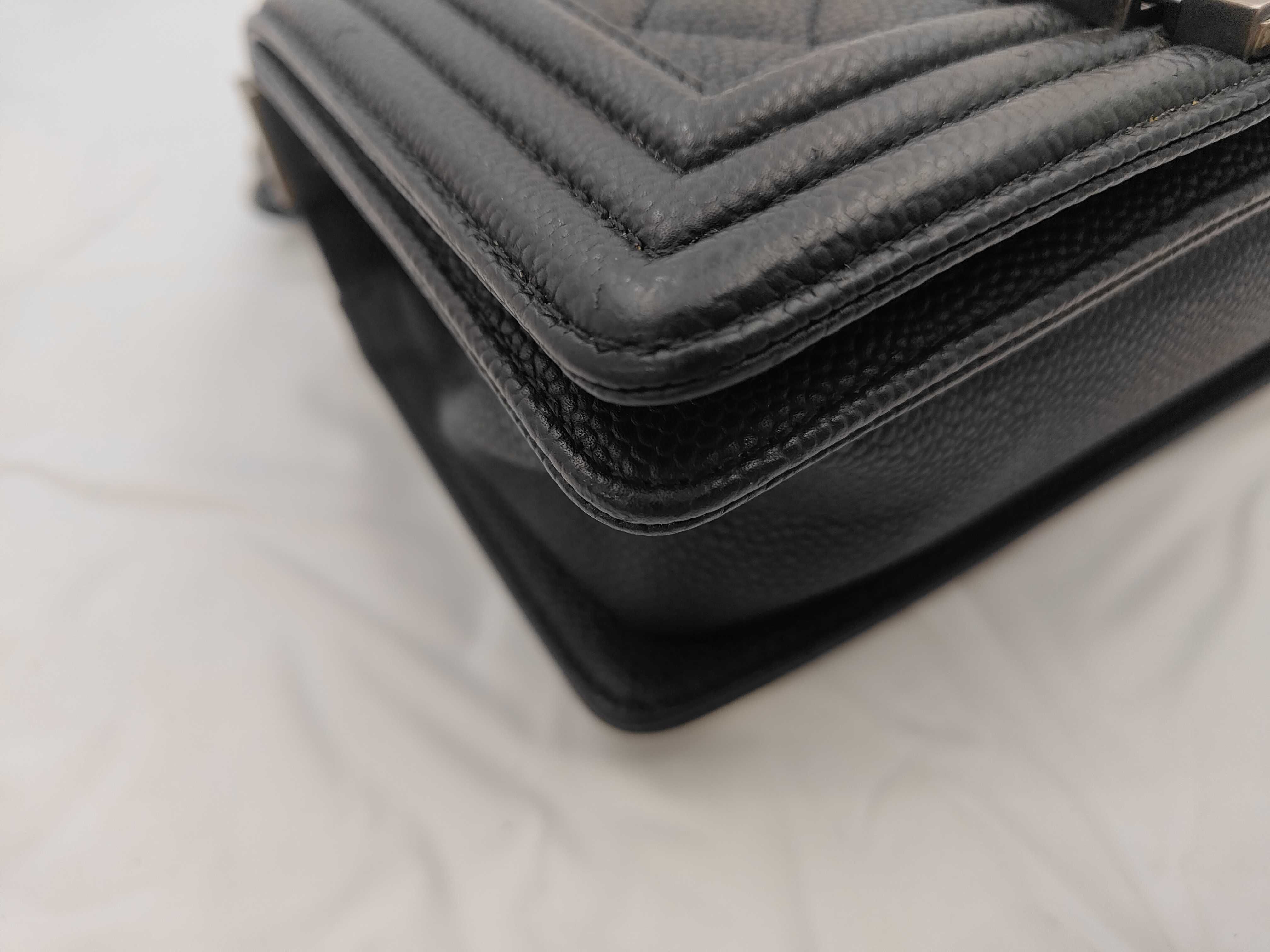 Boy Chanel 20 Caviar Black Chain Shoulder Bag — view 6