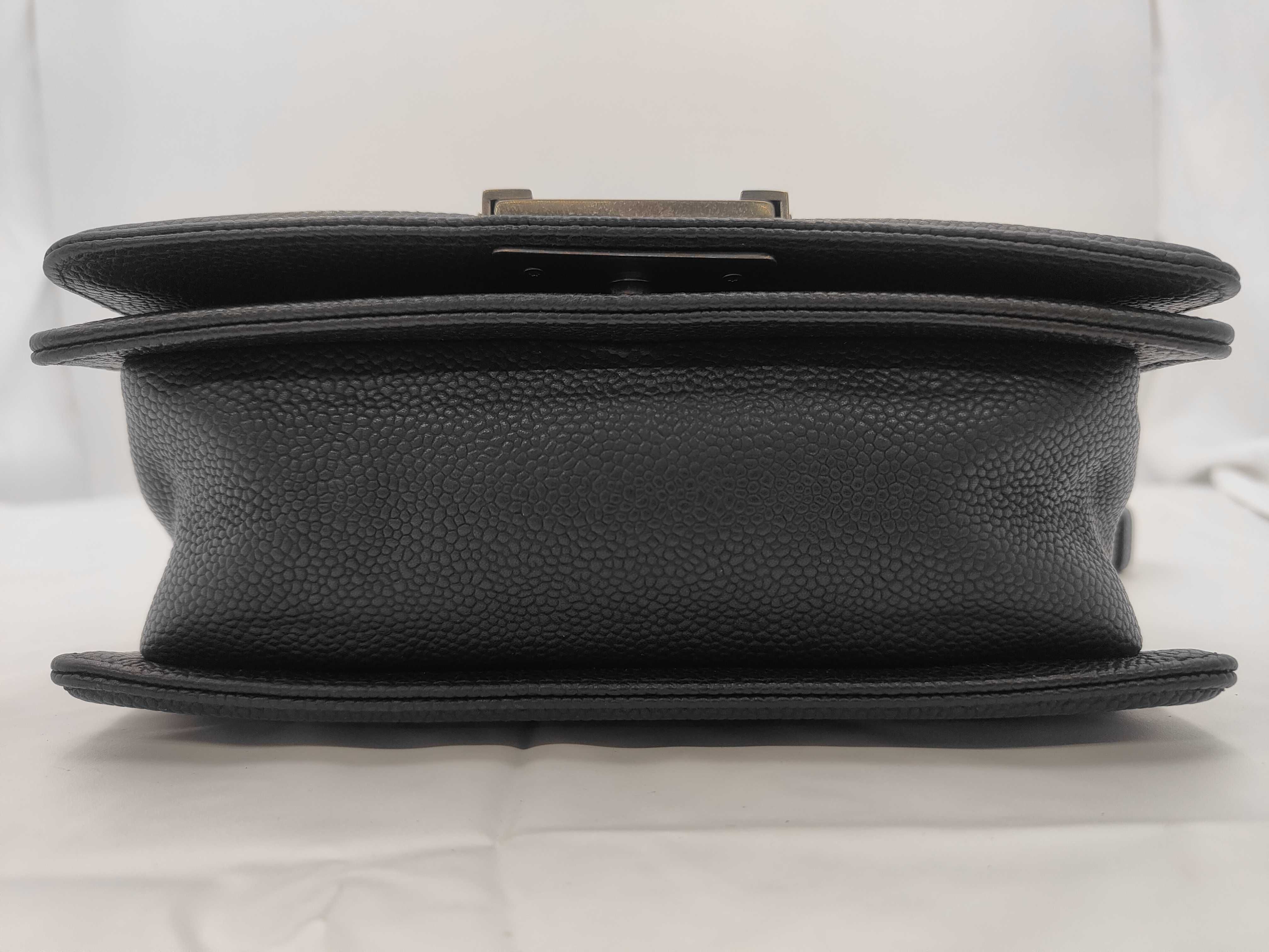 Boy Chanel 20 Caviar Black Chain Shoulder Bag — view 7