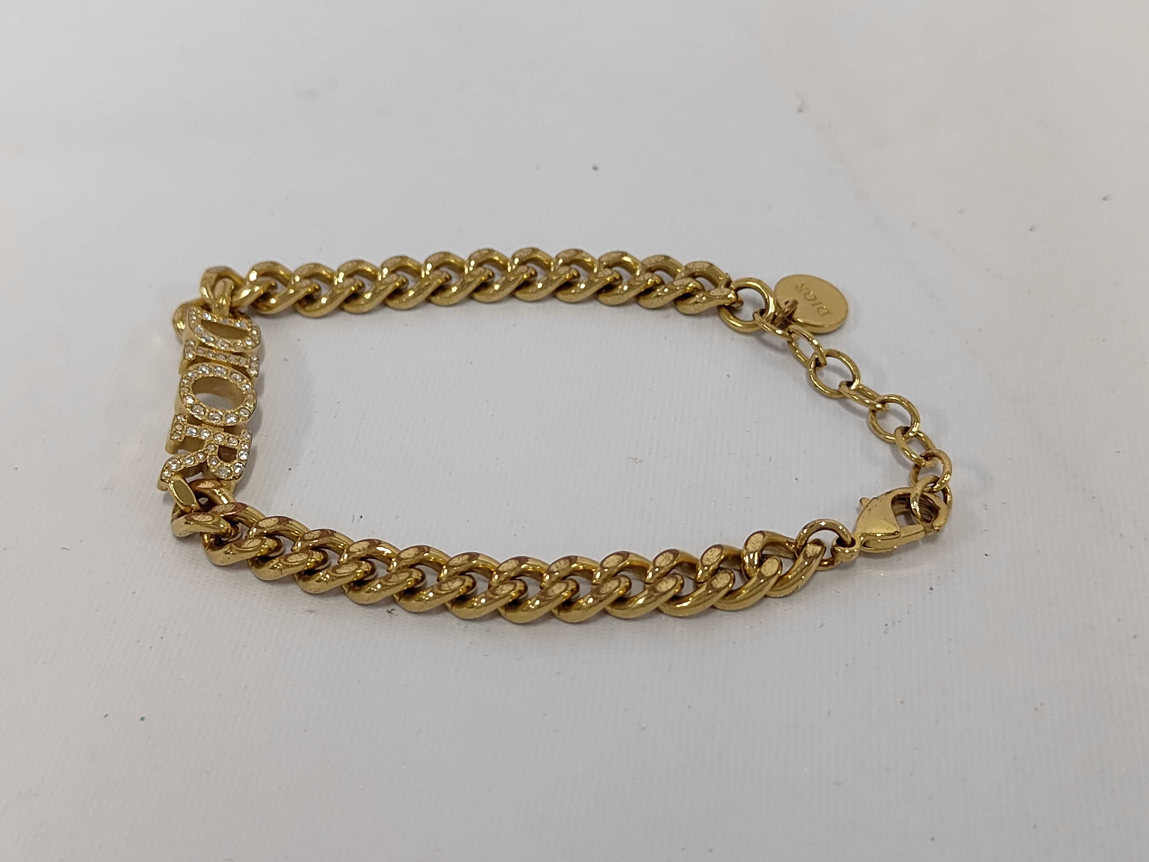logo rhinestone gold bracelet (bracelet/bangle) — view 3