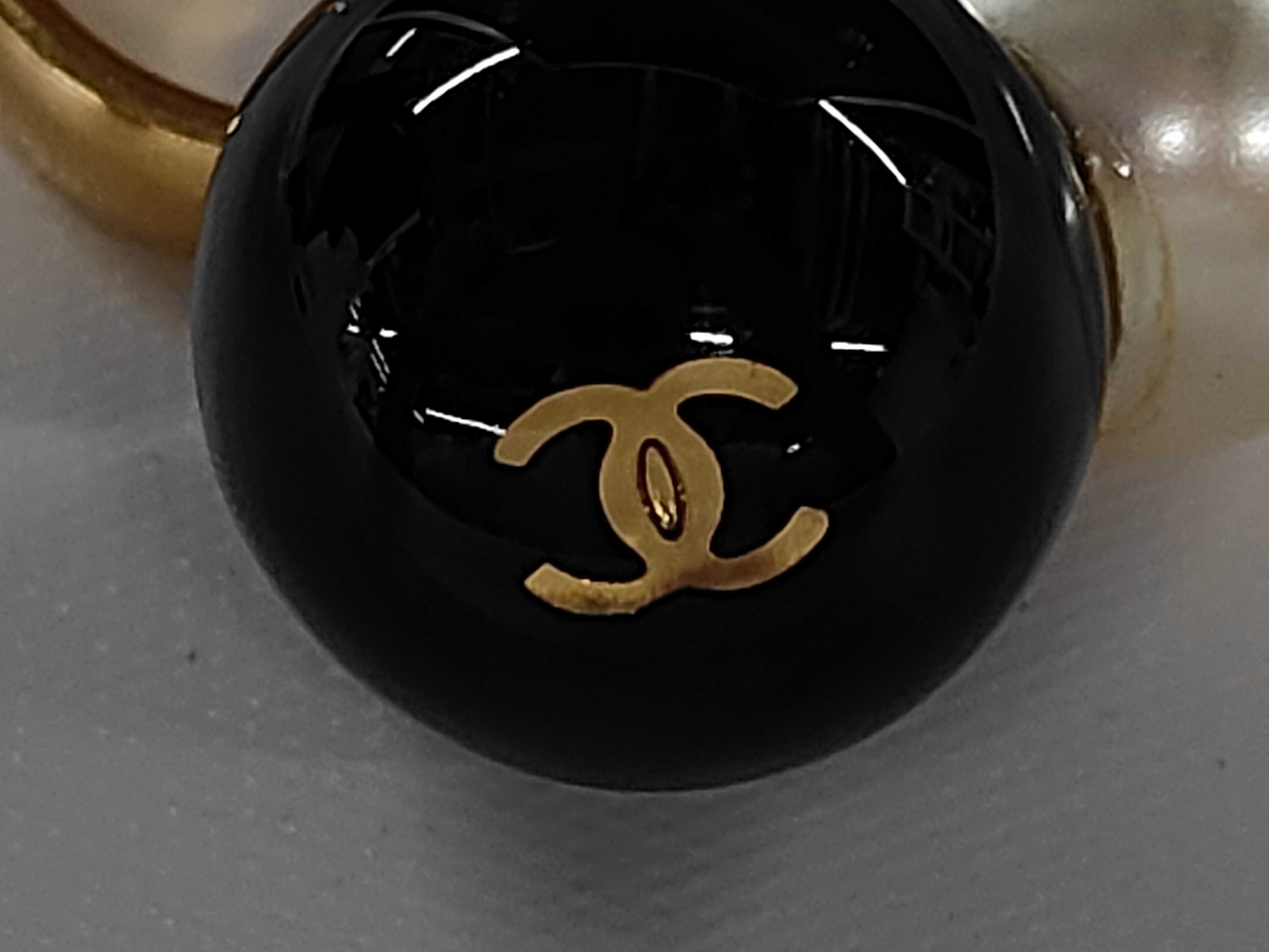 ring with box. — view 6