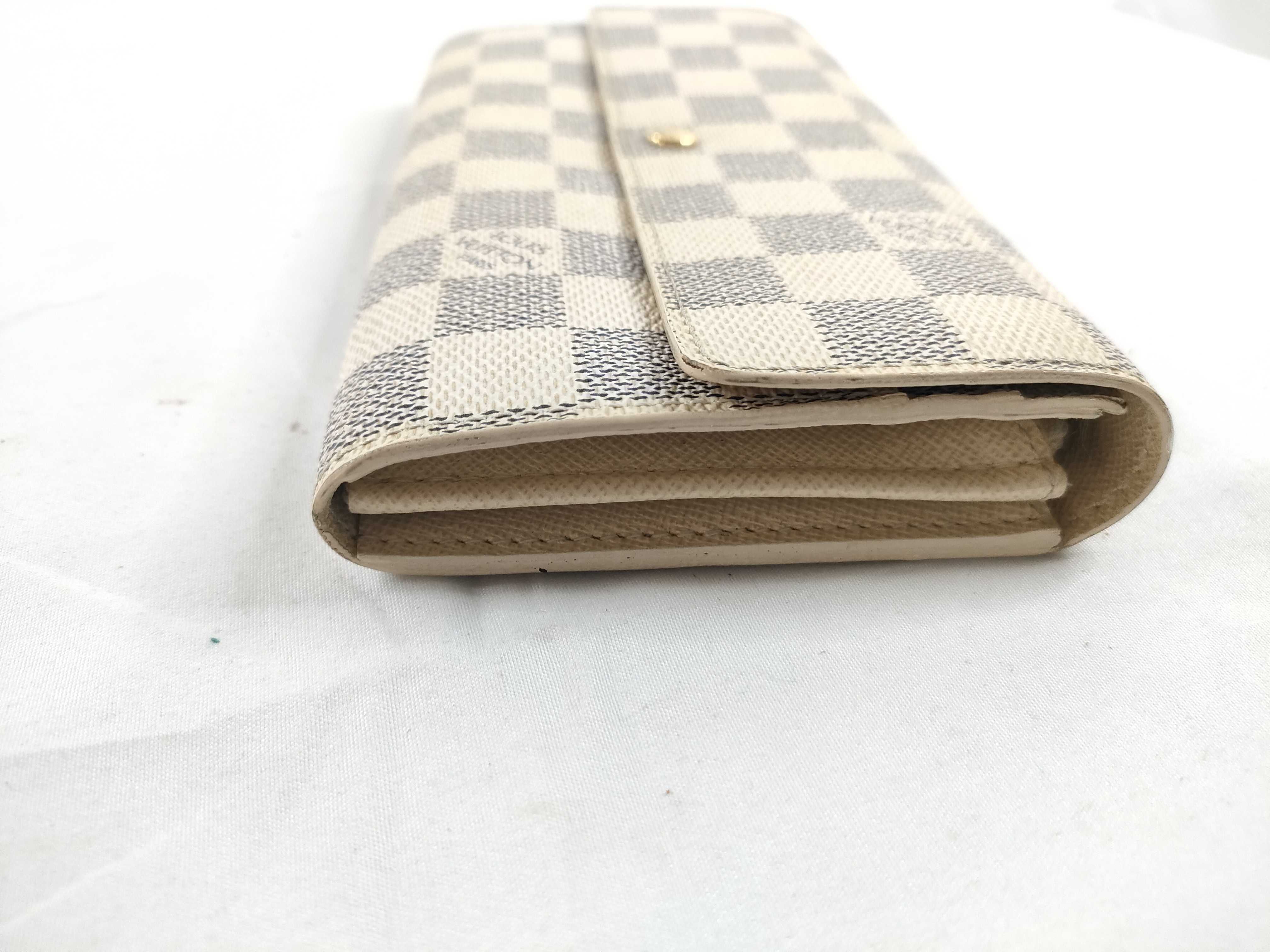 Damier Azur Louis Vuitton Portefeuille Sarah Wallet — view 7