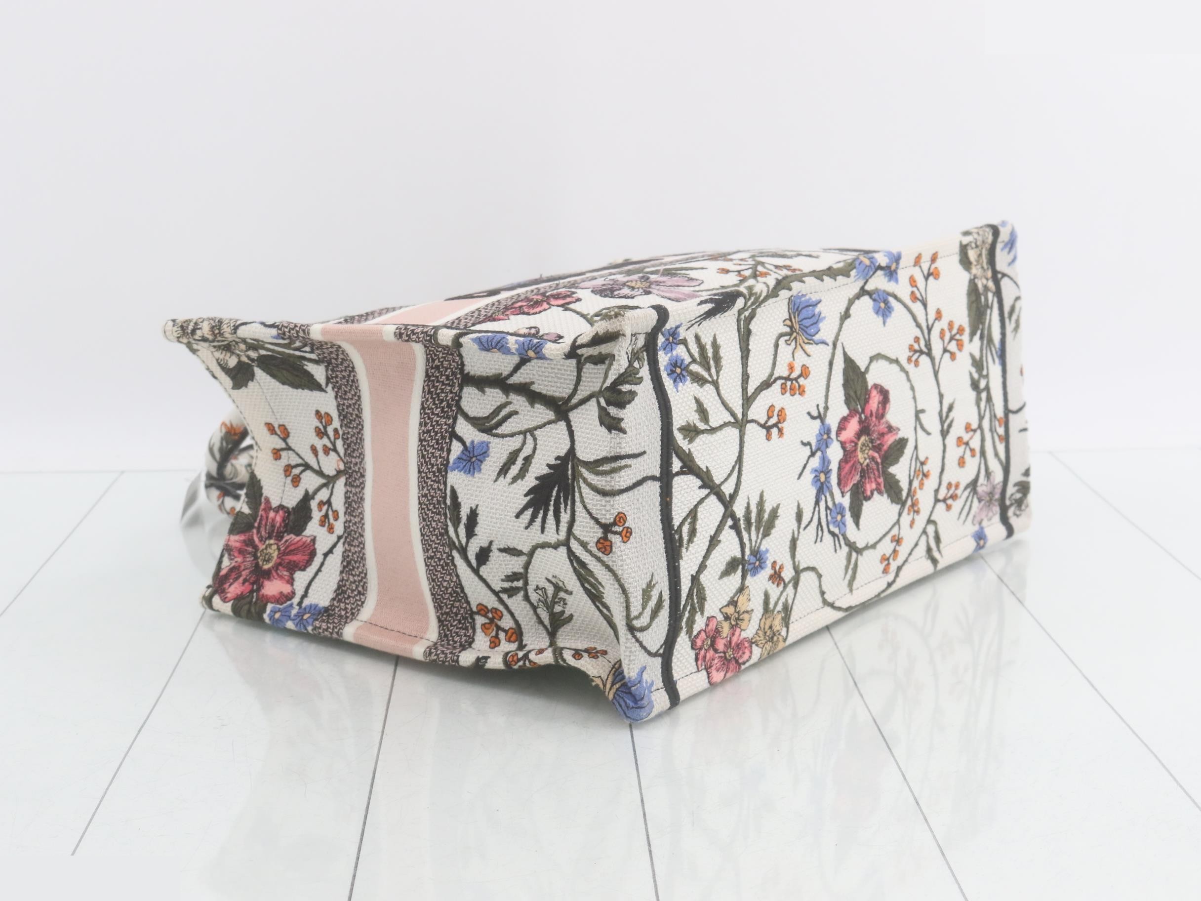 Book Tote - Medium — view 5