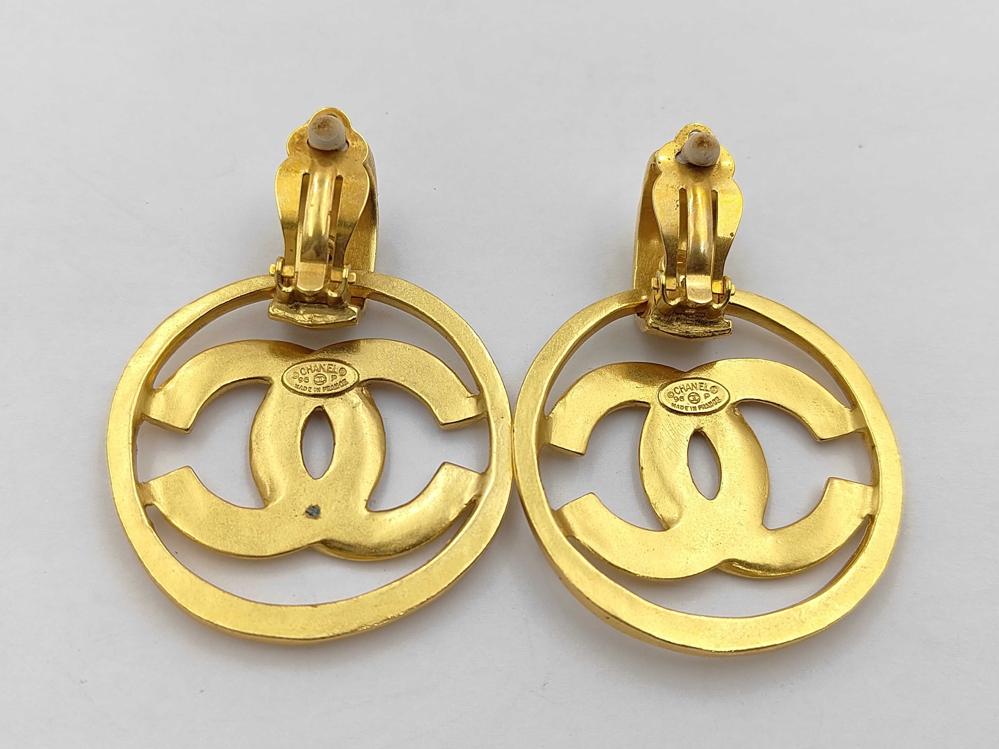 Coco Mark Circle Swing Earrings, GP Gold, 96 Stamped Earrings — view 2