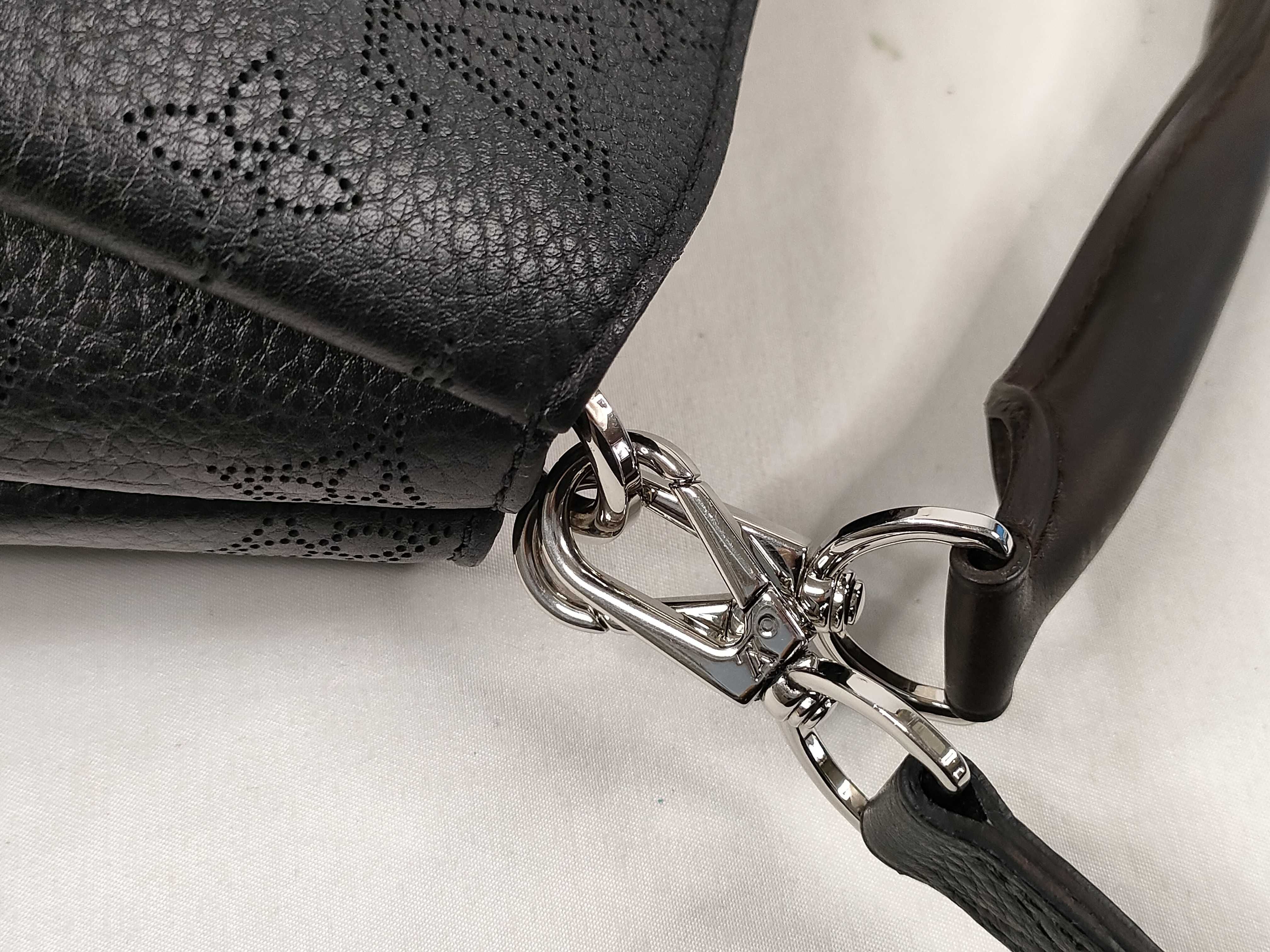 Mahina Louis Vuitton Babylon M50031 Mahina Handbag — view 5