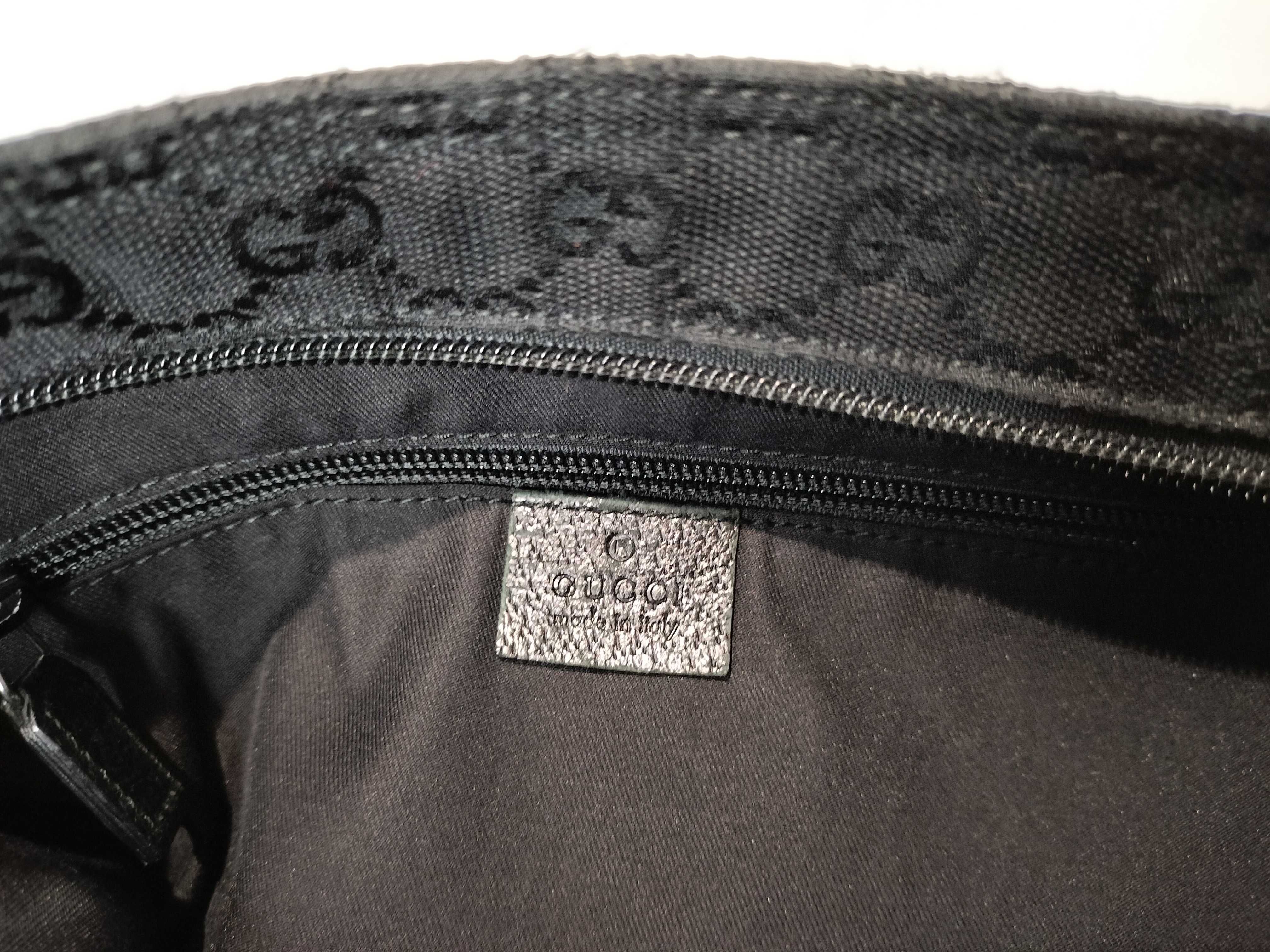 GG Canvas Shoulder Bag — view 11