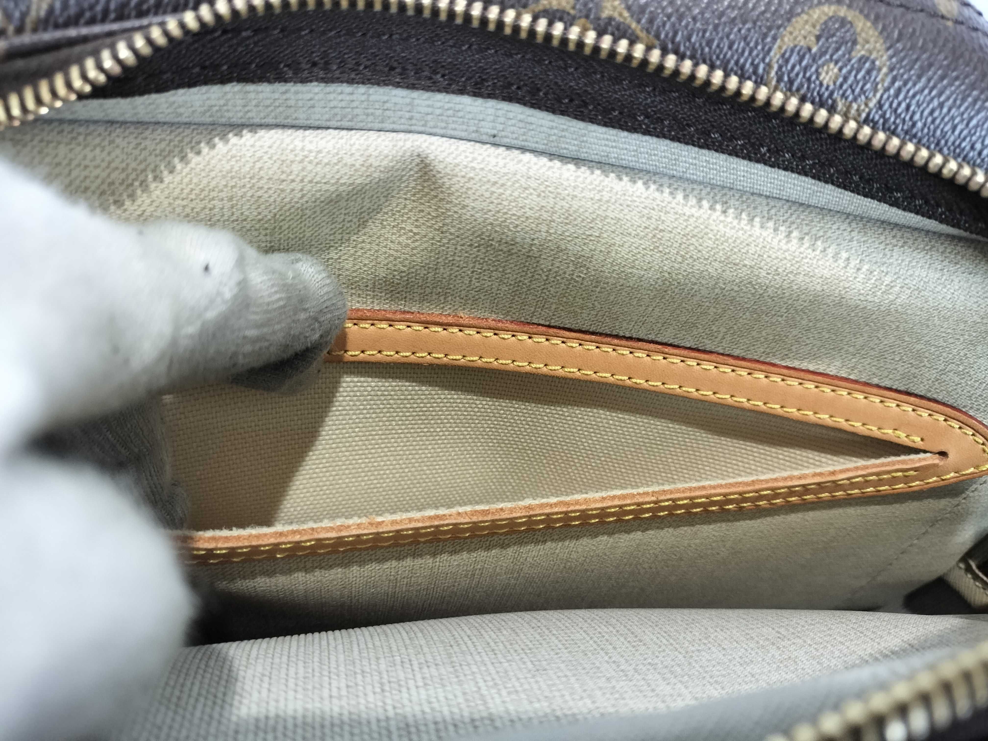 Monogram M45254 Reporter PM Shoulder Bag (2003 model) — view 10