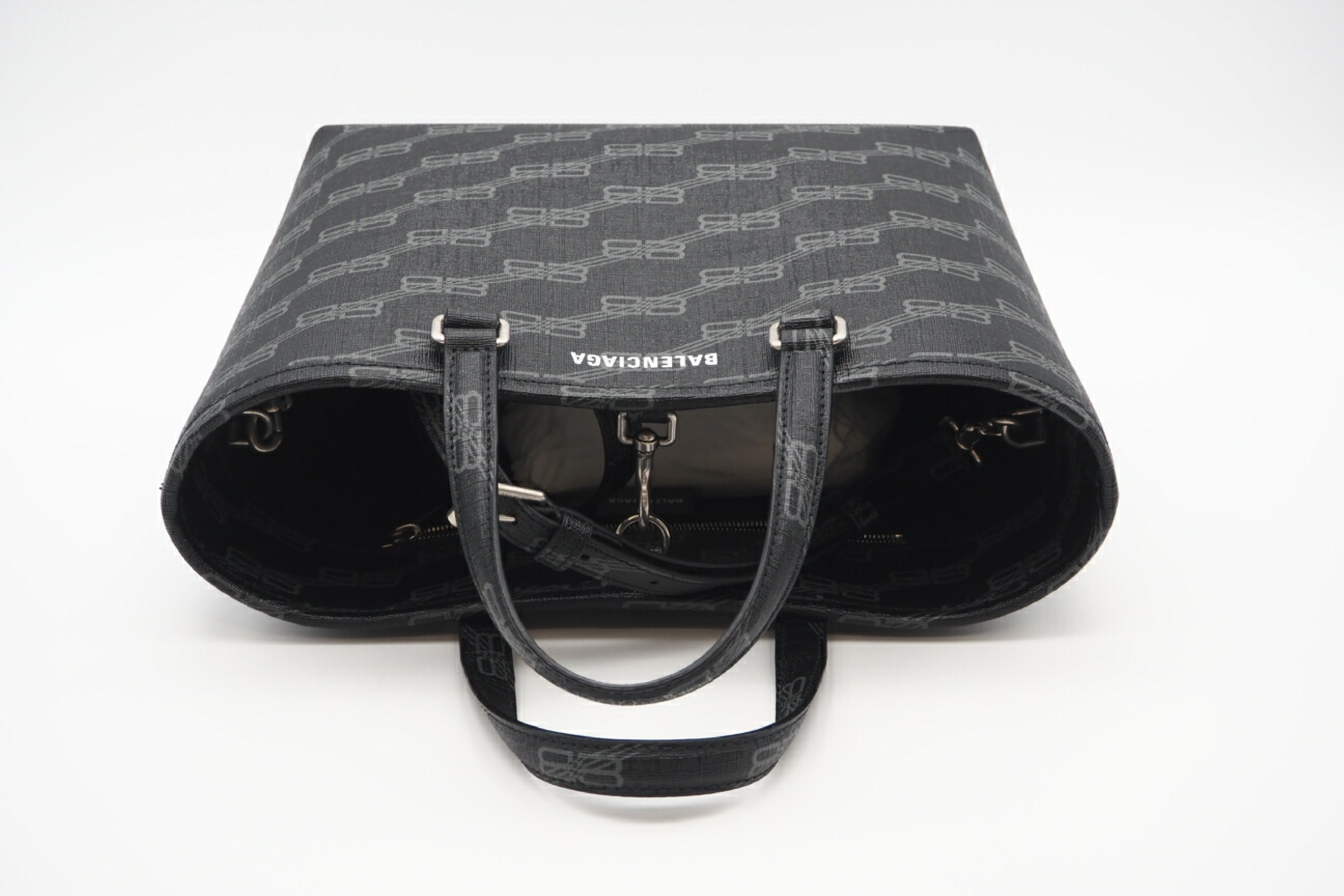 702699 BB Monogram Black Grey Signature Small Shopper Bag Handbag — view 4