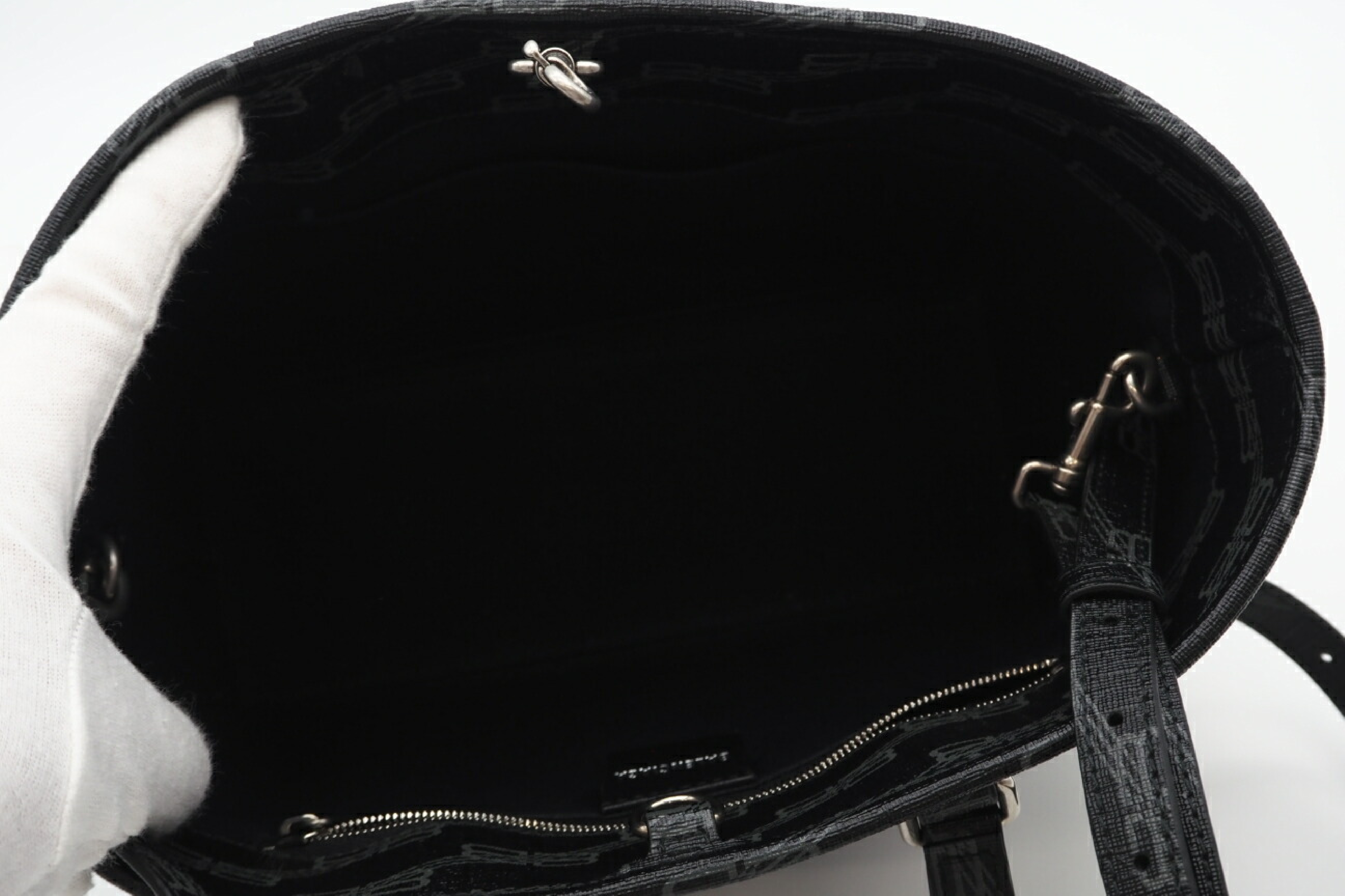 702699 BB Monogram Black Grey Signature Small Shopper Bag Handbag — view 6