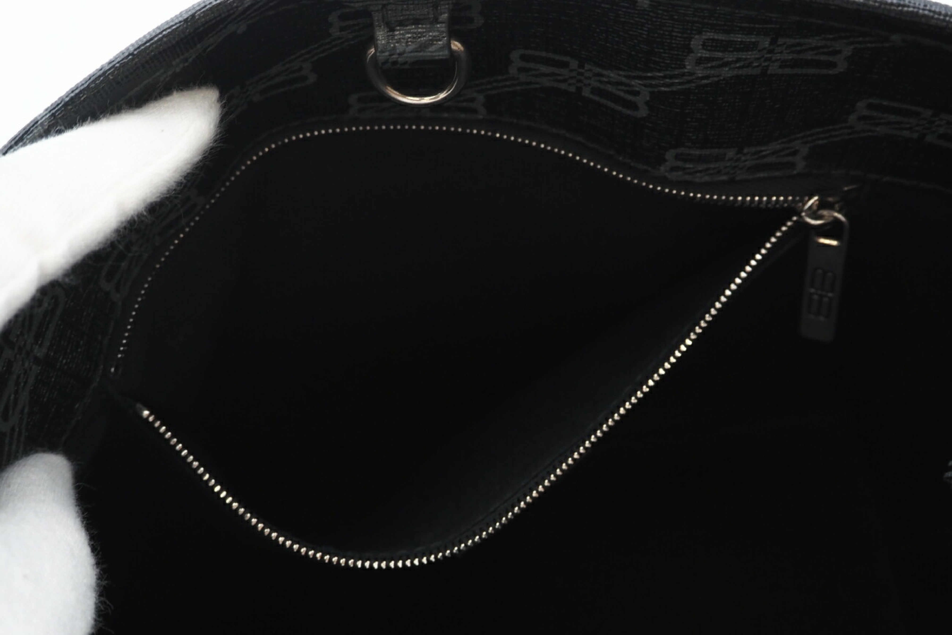 702699 BB Monogram Black Grey Signature Small Shopper Bag Handbag — view 7