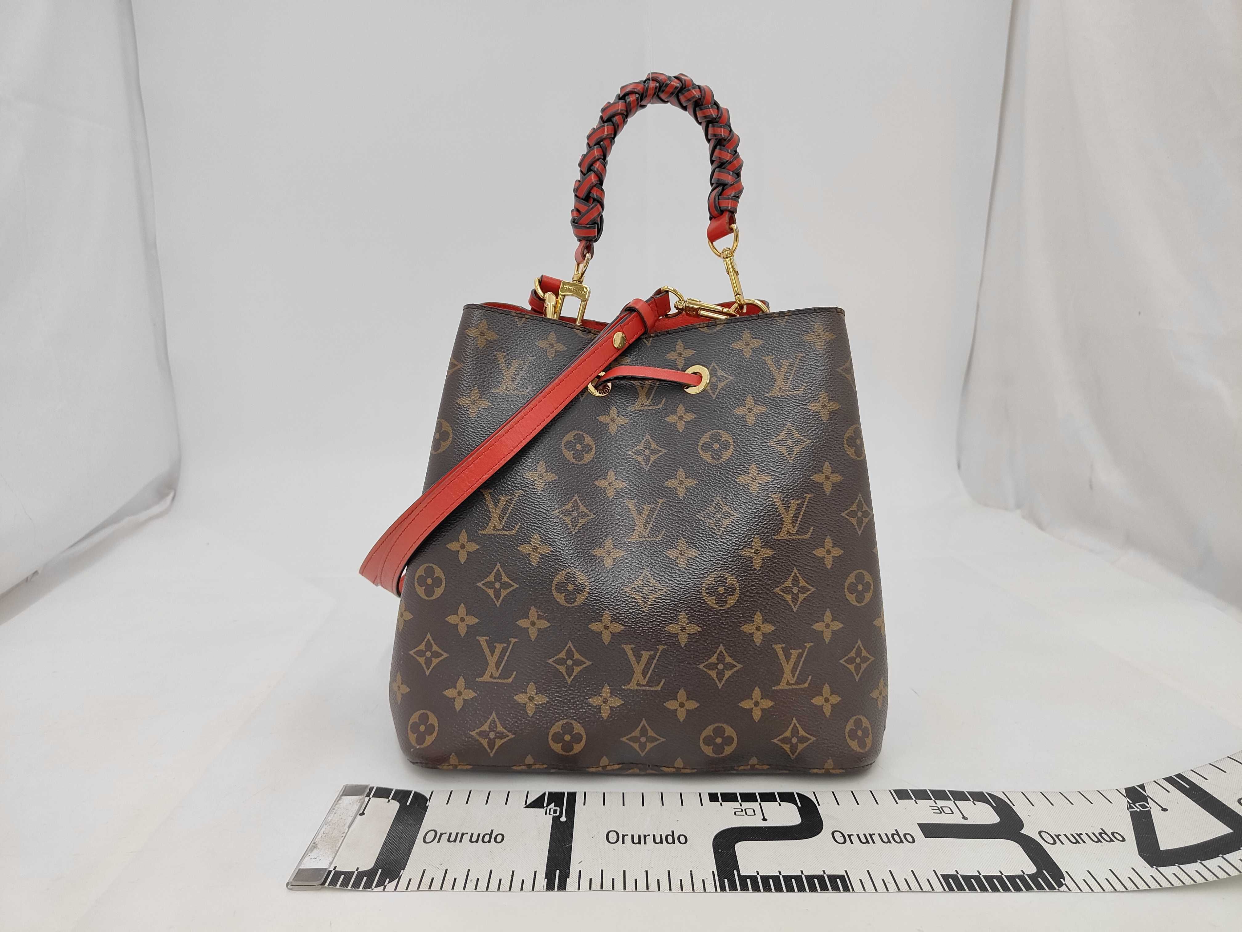 Monogram NeoNoe Monogram M43985 MI4128 Shoulder Bag — view 2