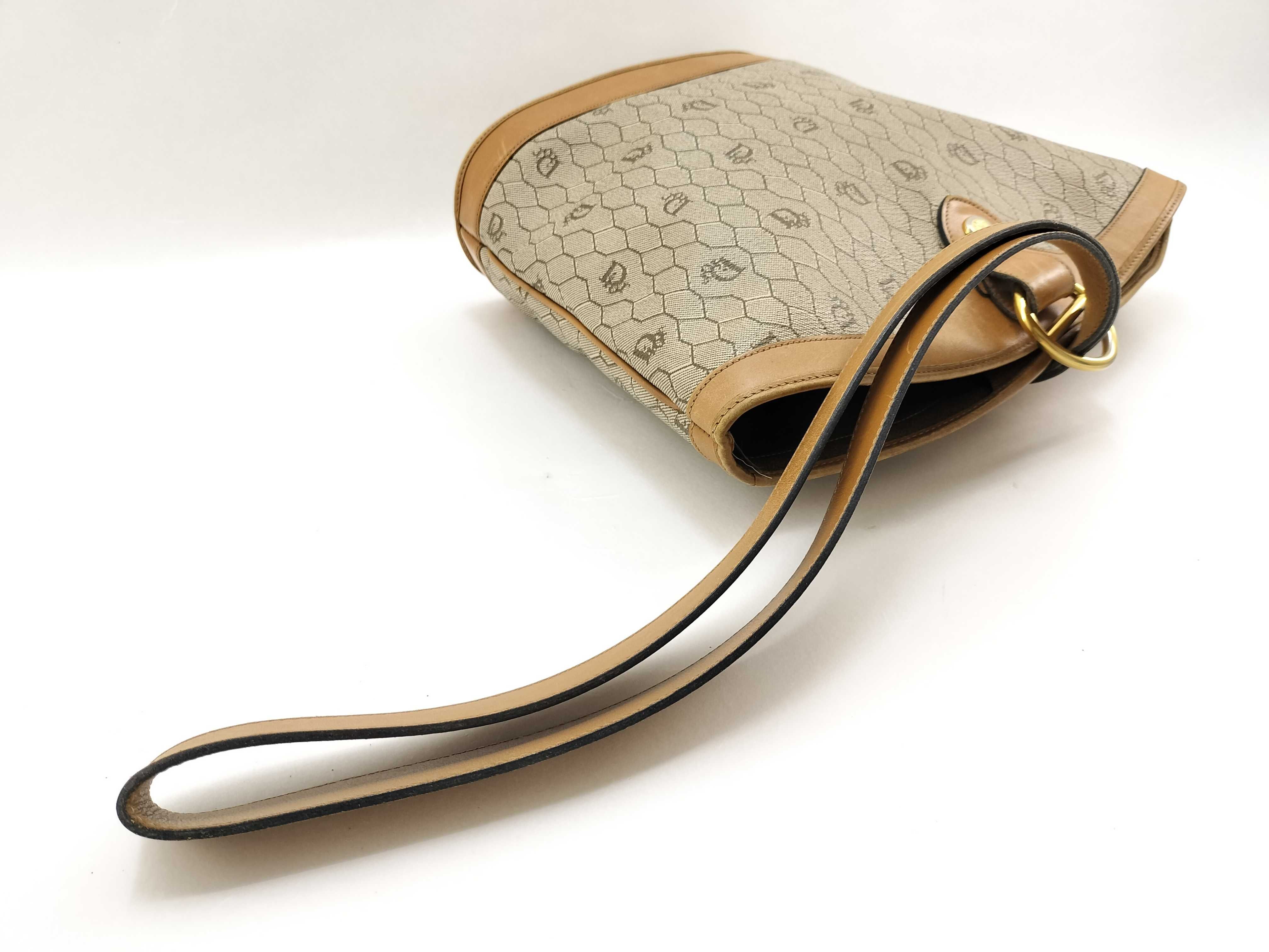 Basket One-Hand Honeycomb PVC x Leather Beige x Brown Shoulder Bag — view 10
