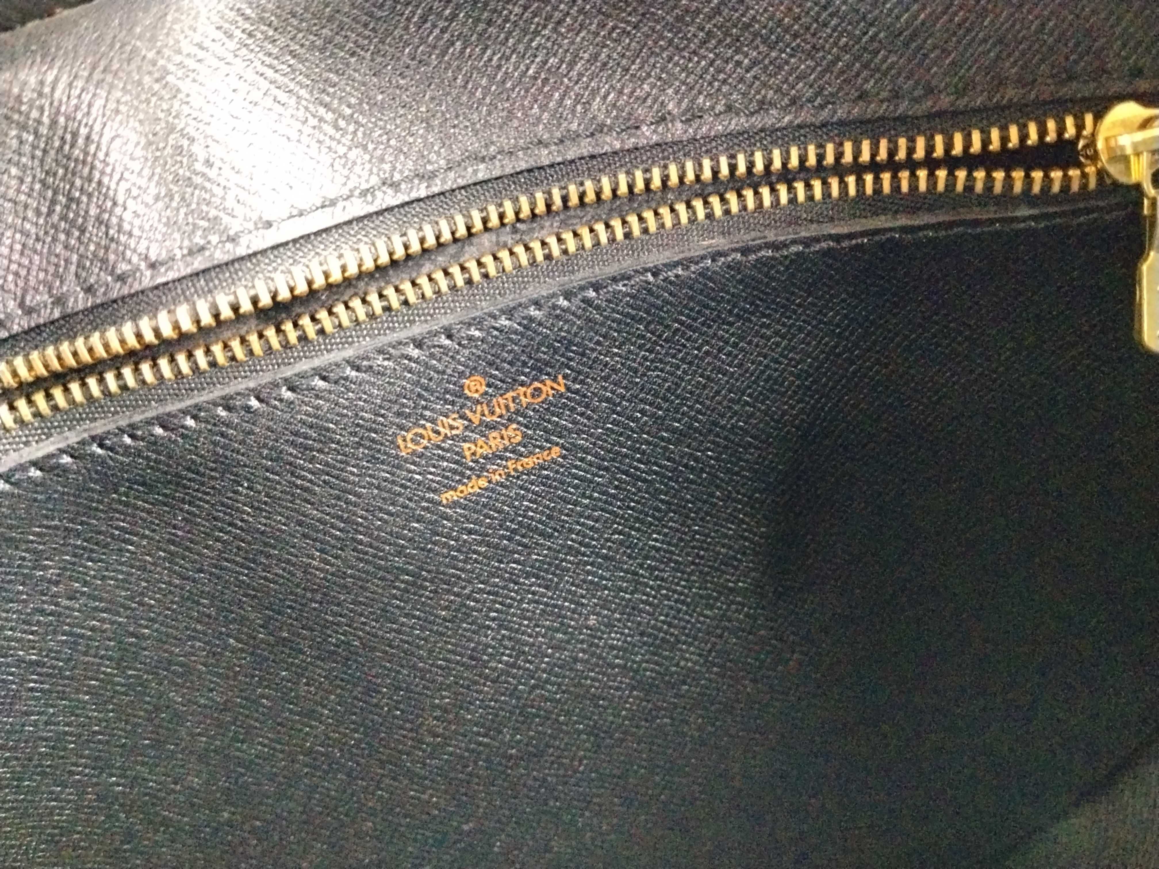 Epi Jeune Fille 25 Shoulder Bag — view 12