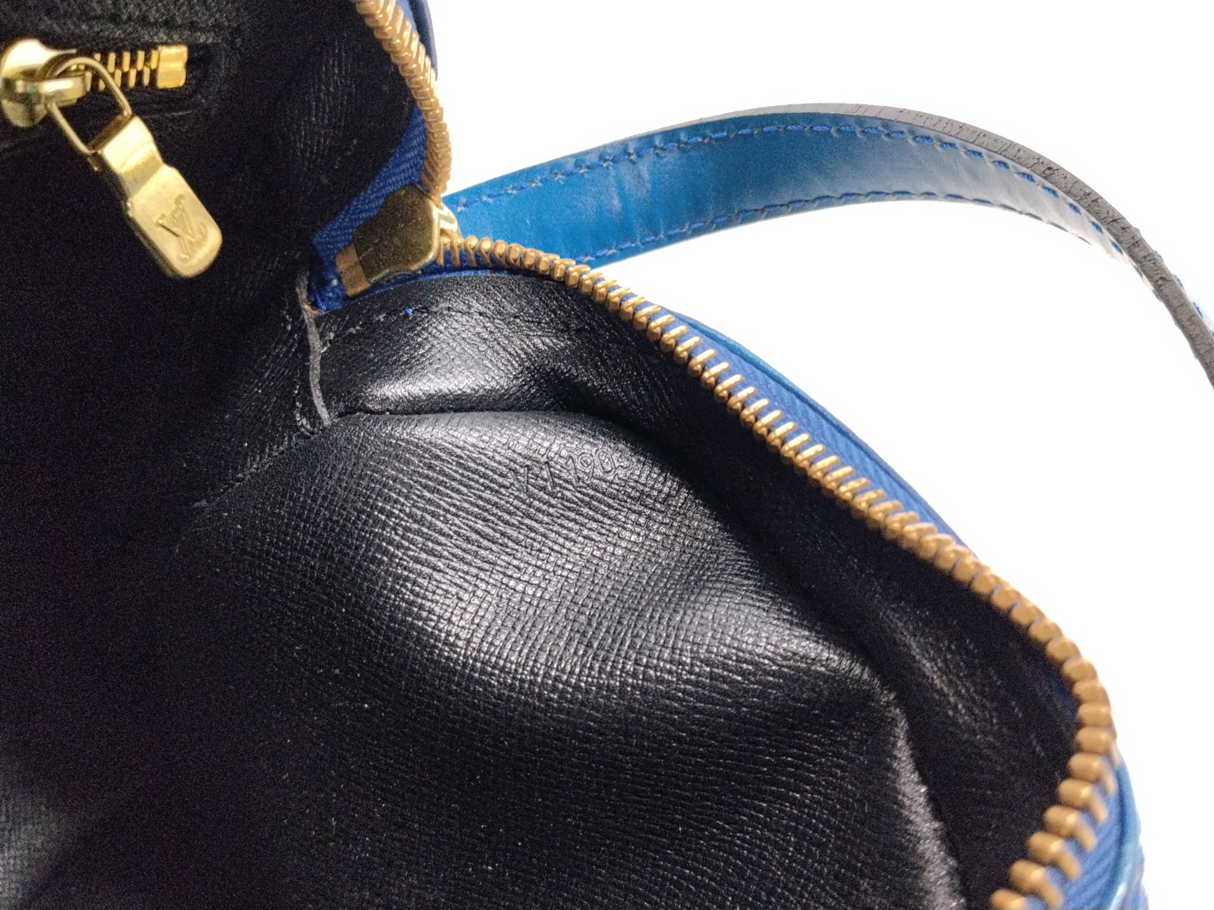Epi Jeune Fille 25 Shoulder Bag — view 14
