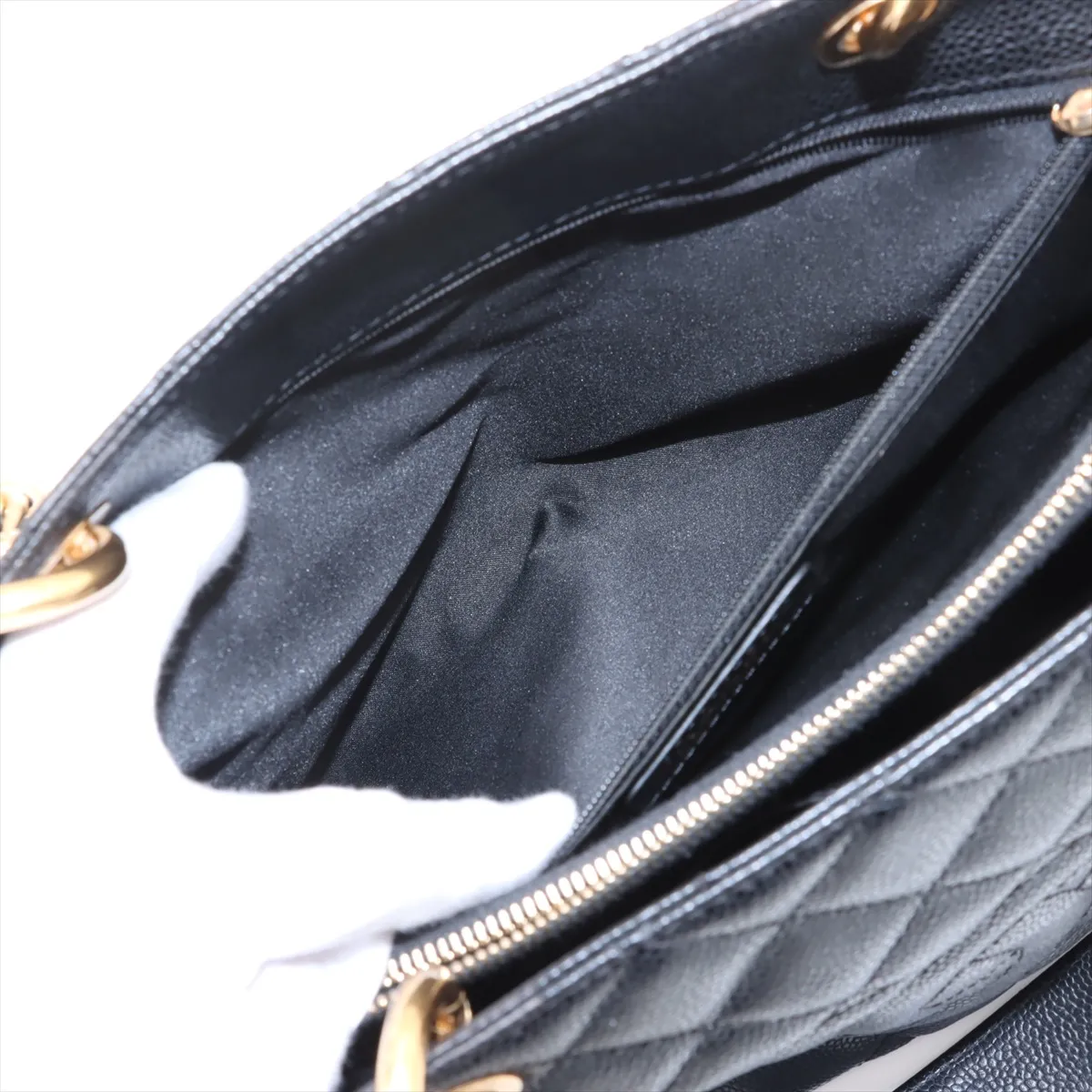 GST caviar skin double flap double chain tote bag black gold hardware 19405197 19th series — view 10