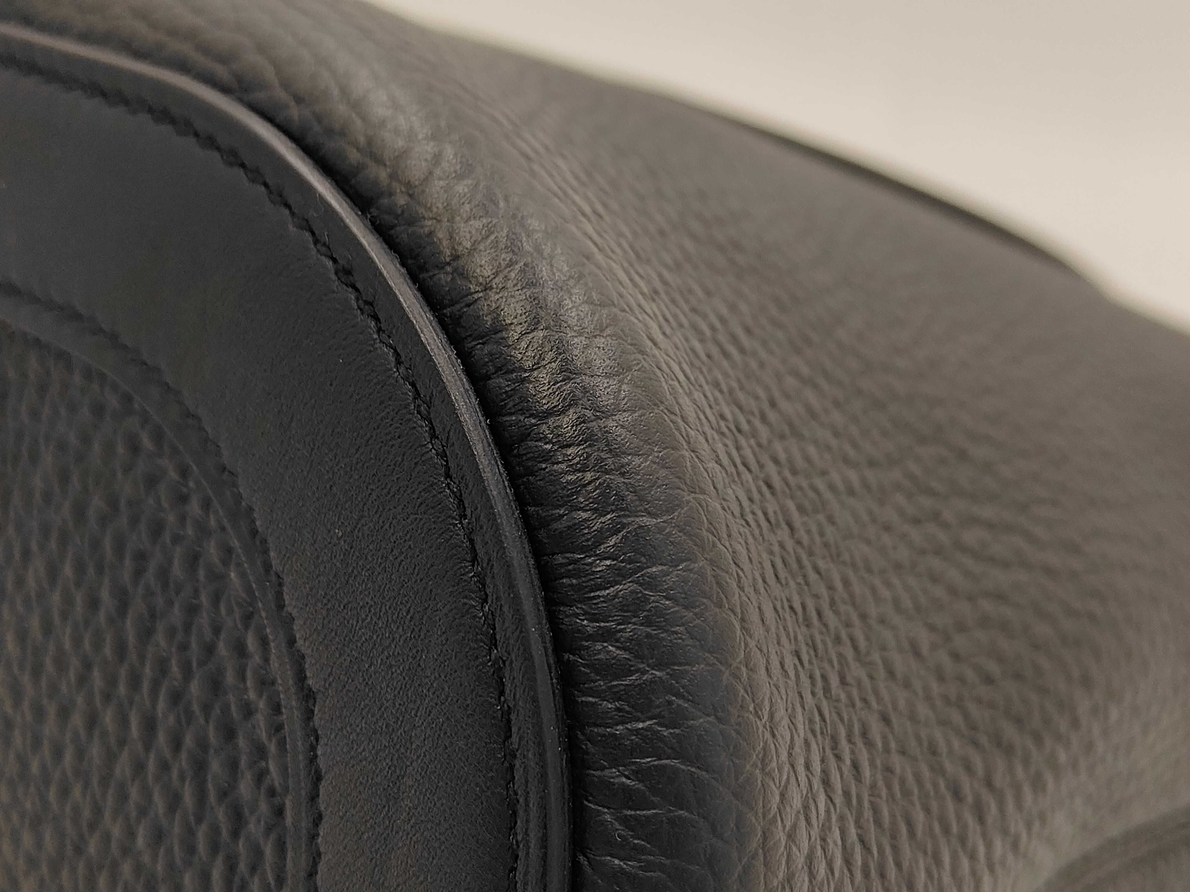 In the Loop 18 Taurillon Clemence Black SS B Stamp Handbag — view 4