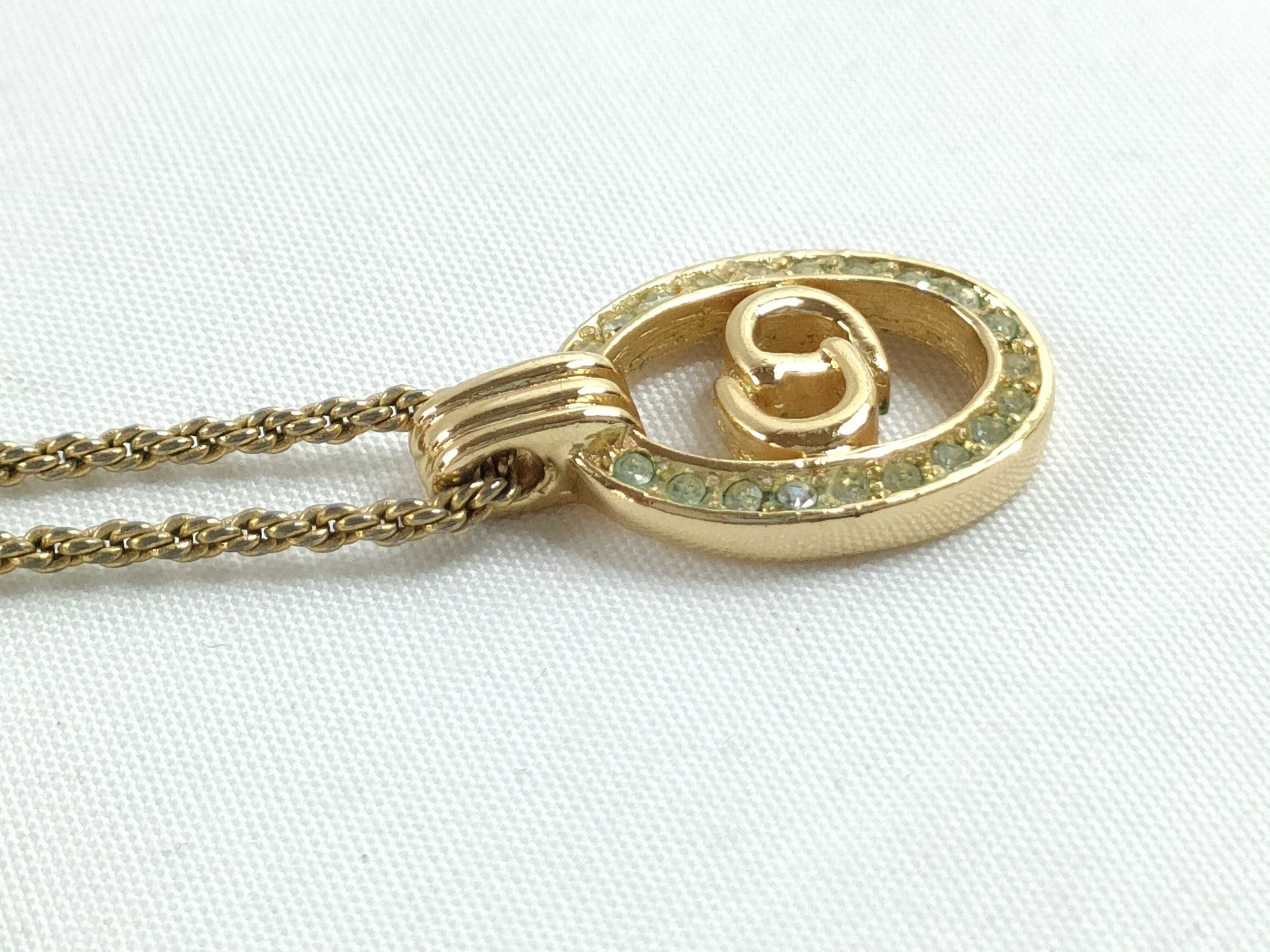 Necklace with Logo and Rhinestones, Gold — view 4