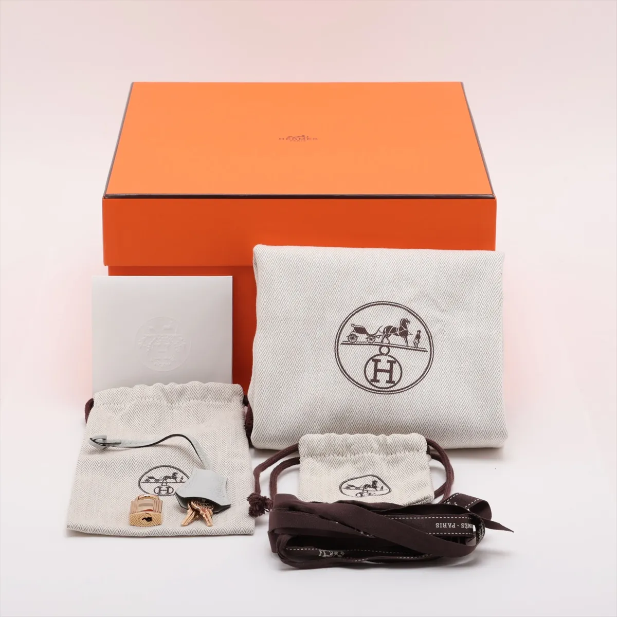 [Individually packaged] Hermes Kelly 25 Retourne Togo Gris Platinum Gold Hardware W: 2024 — view 12