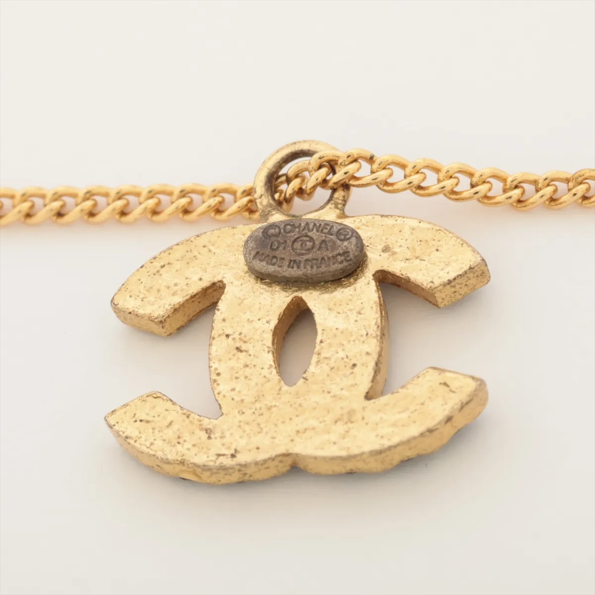 Cocomark 01A Necklace GP x Rhinestone Gold x Black — view 4
